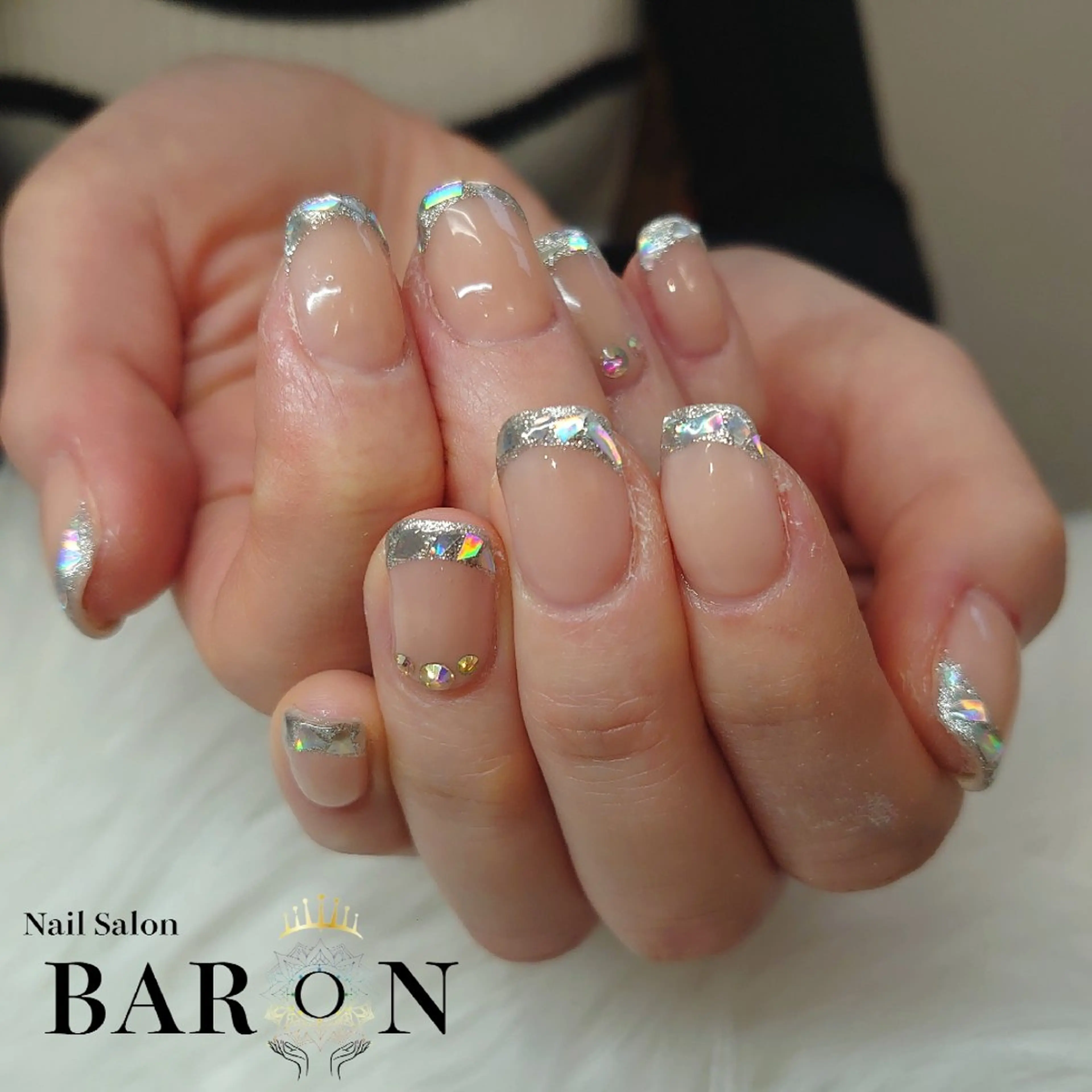 ネイル フレンチネイル ガラスフレンチ 持ち込み ♛BARON♛ AOIのネイルデザイン