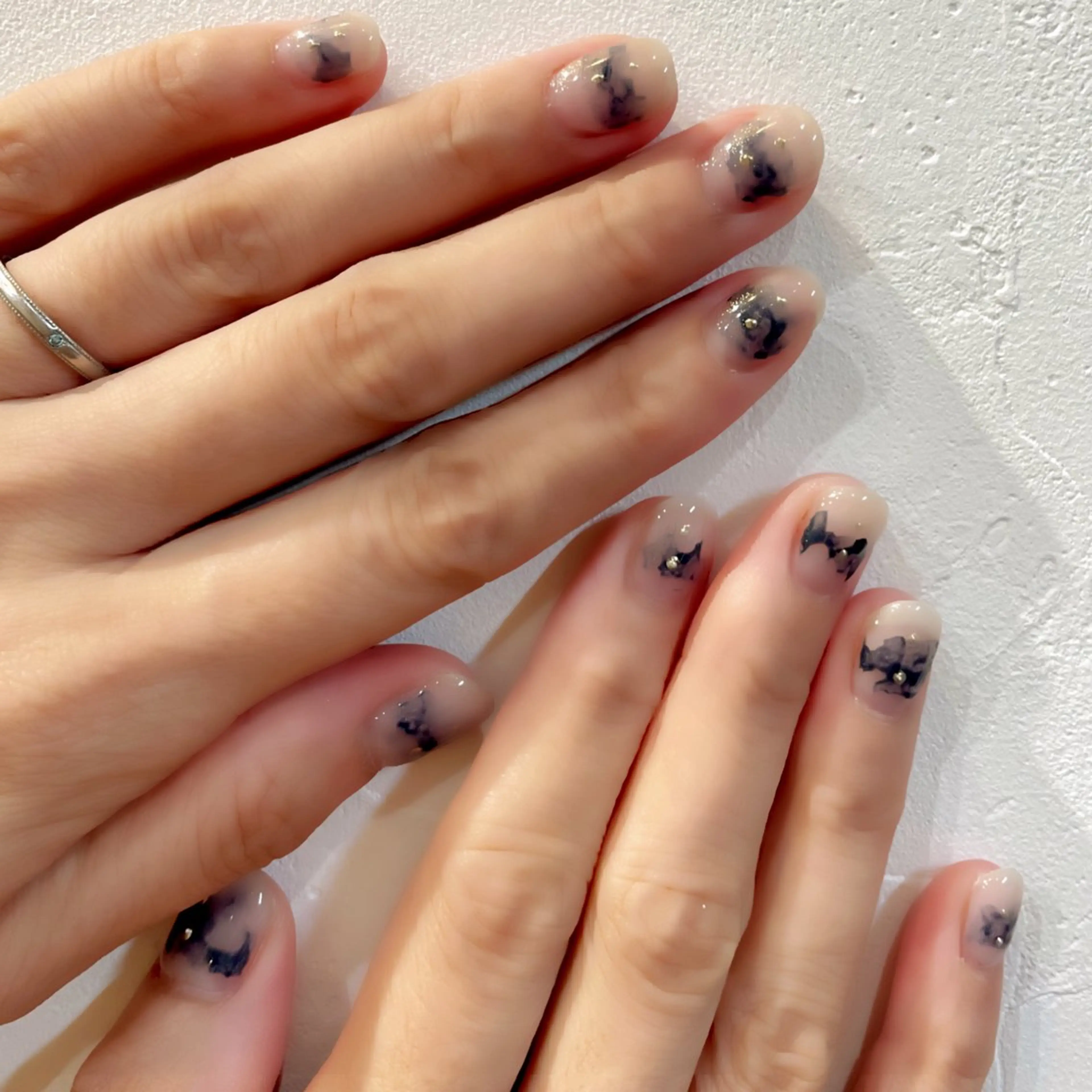 ネイル アートネイル フラワーネイル 韓国ネイル マグネットネイル ニュアンスネイル Seemly 千田町店所属・フラワーパラジェル 🌸シームリーエミのネイルデザイン