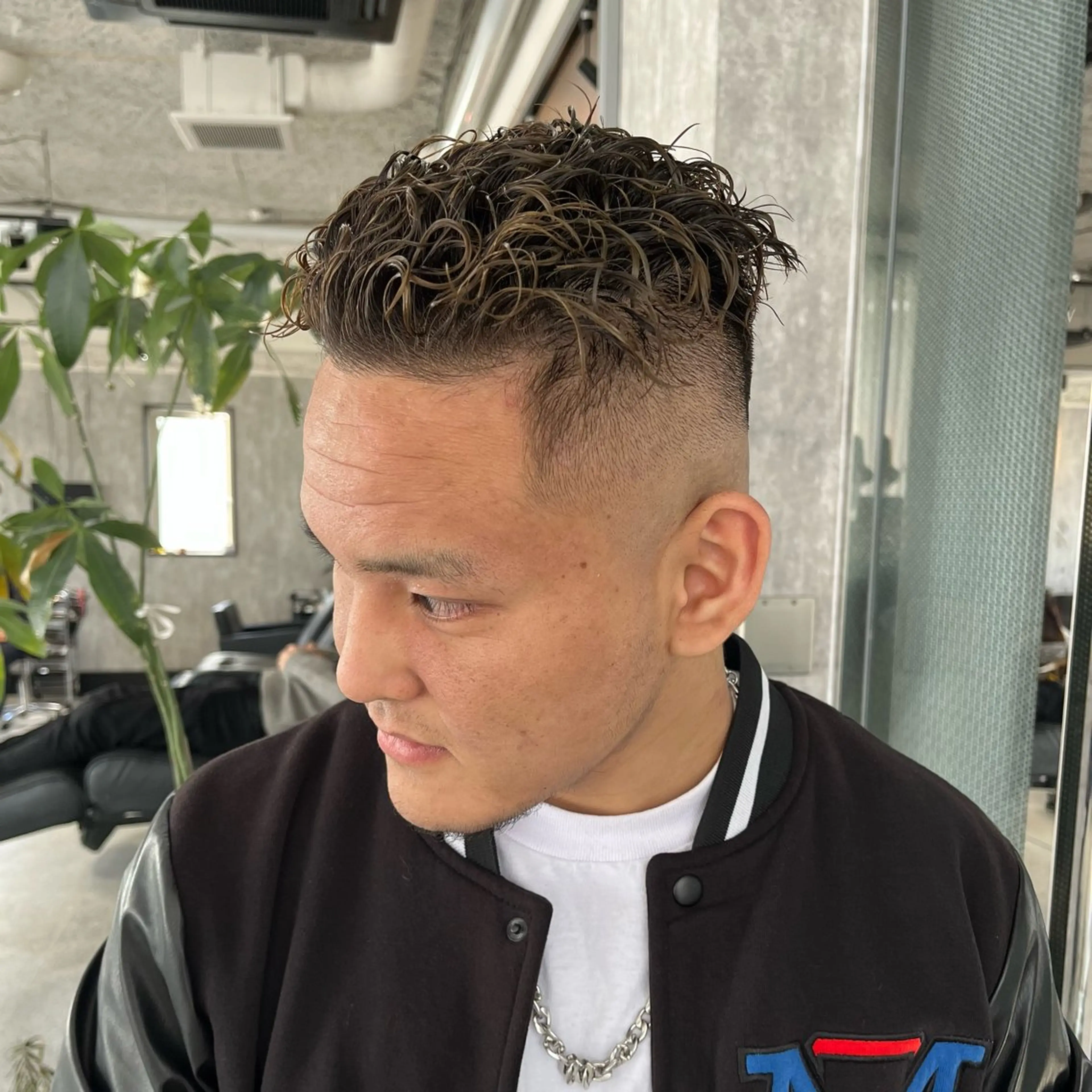 ショート TIDEHAIR JUNYAのヘアスタイル