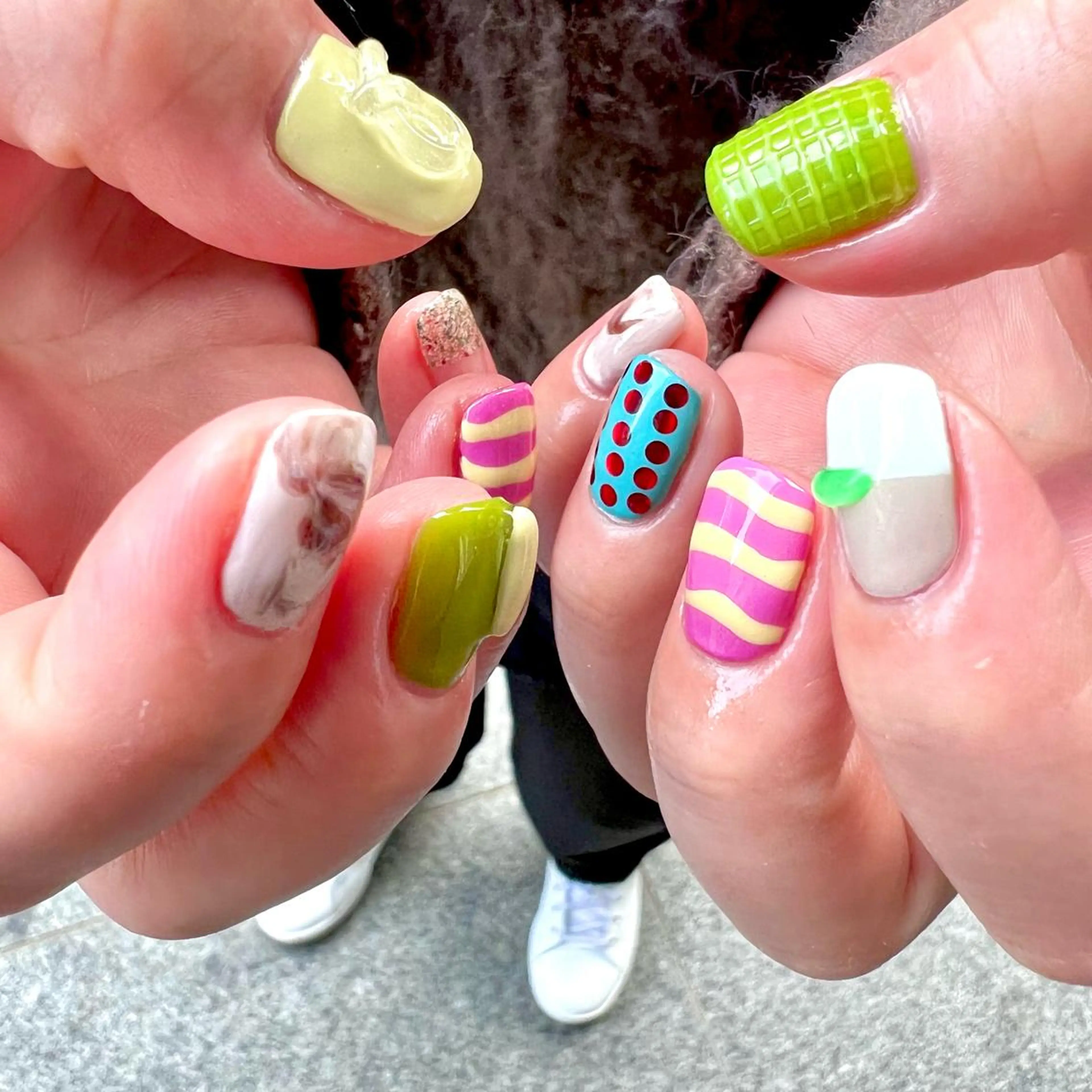 ネイル 春ネイル ハンドネイル 🧁🥕 asukaのネイルデザイン