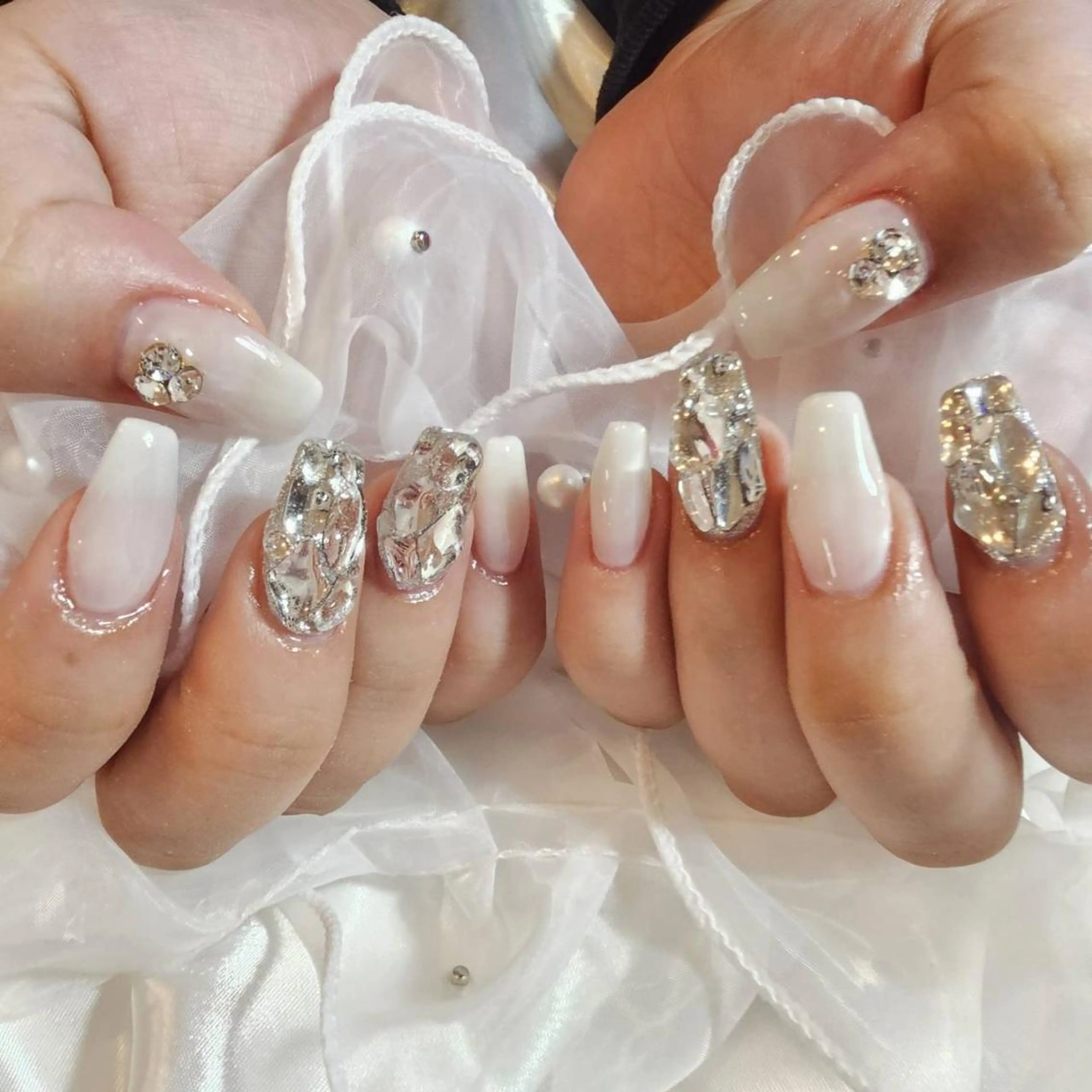 ネイル ミーネイル心斎橋 ☆NATSUKI☆のネイルデザイン