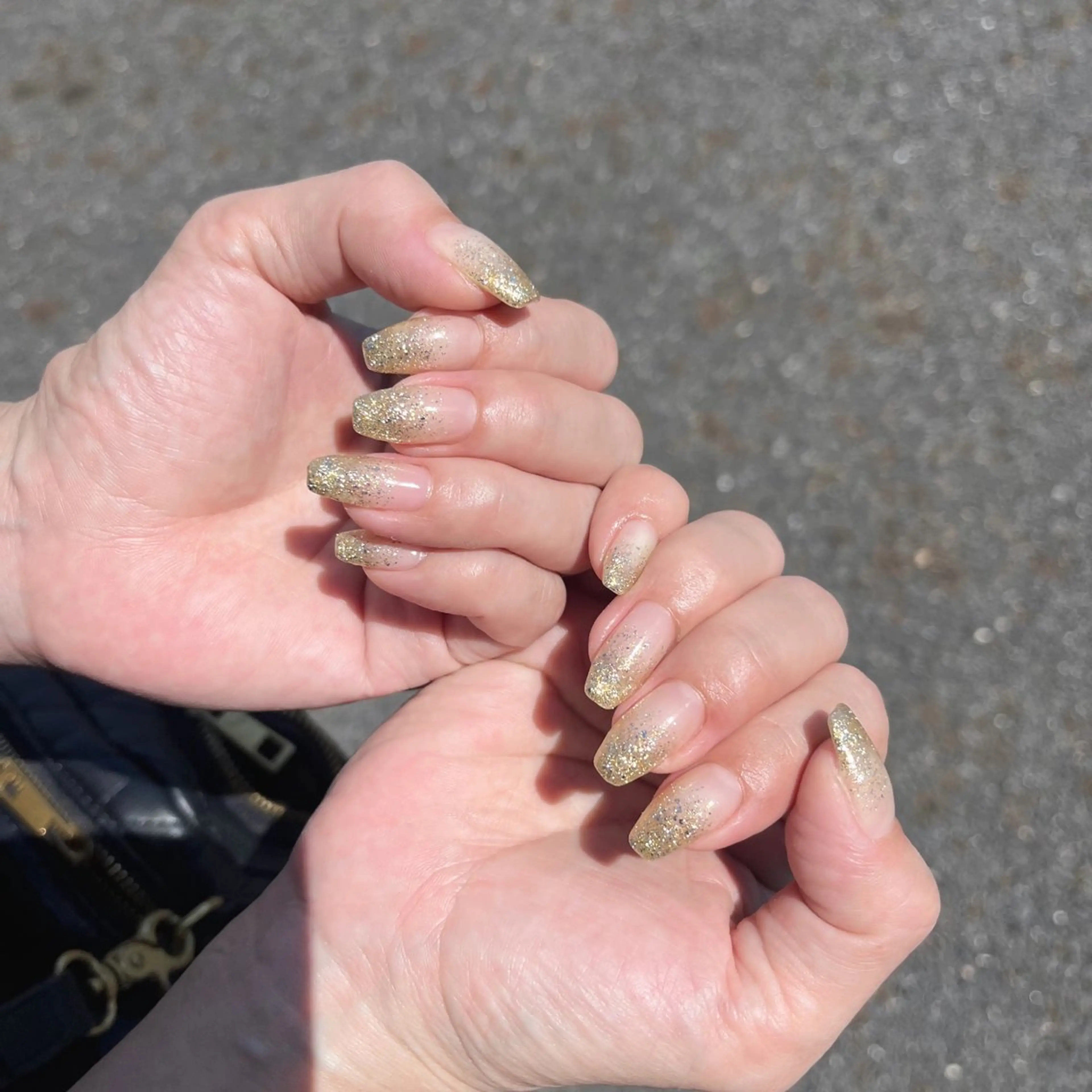 ネイル ゴールド ラメ(グリッター) ラメグラデーション ハンドネイル arl nail💅yuriのネイルデザイン