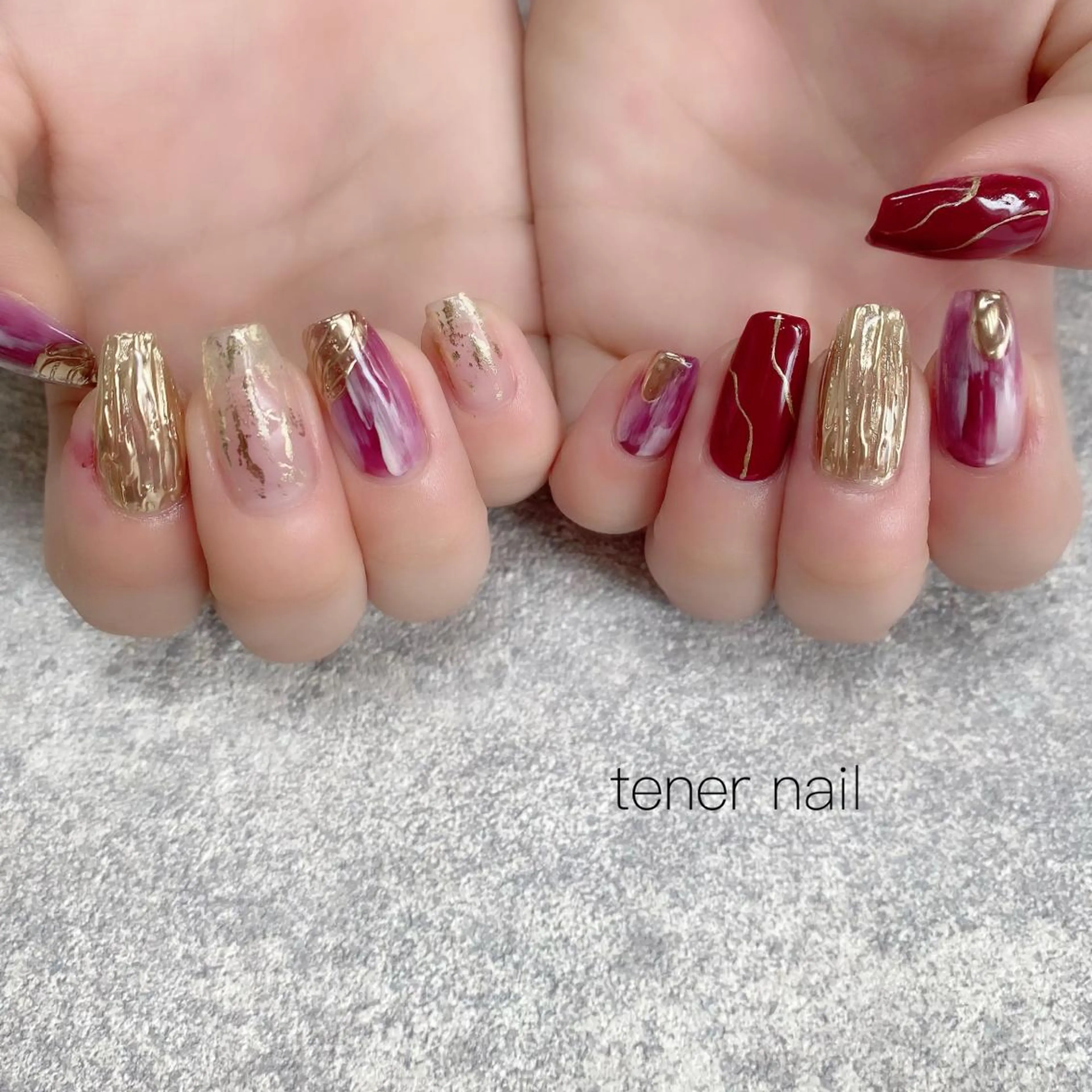 ネイル ボルドー ニュアンスネイル tener  nail  テネルネイル所属・テネルネイル tener nailのネイルデザイン