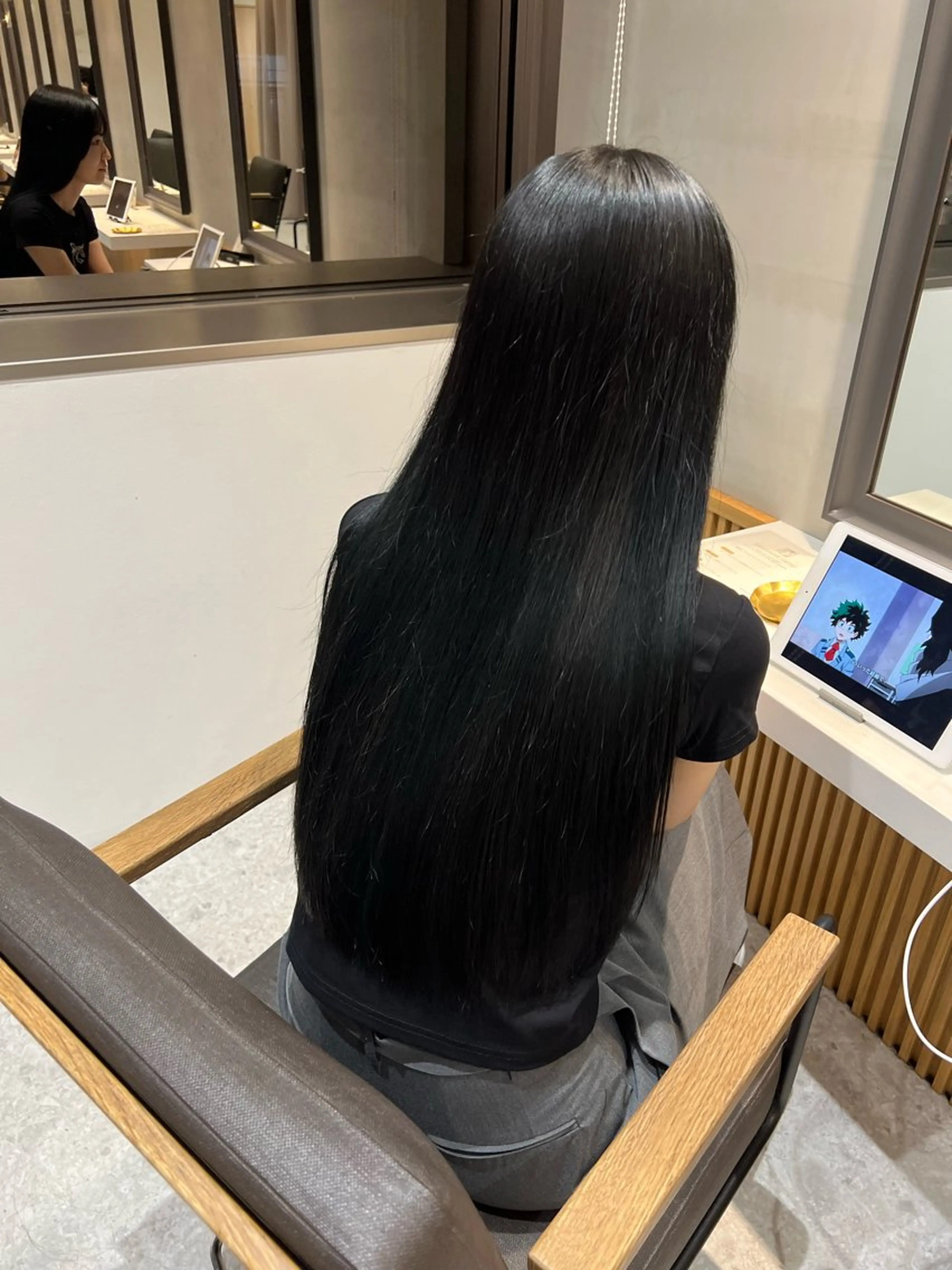 ロング レイヤーカット Hiroki 韓国ヘア🇰🇷のヘアスタイル