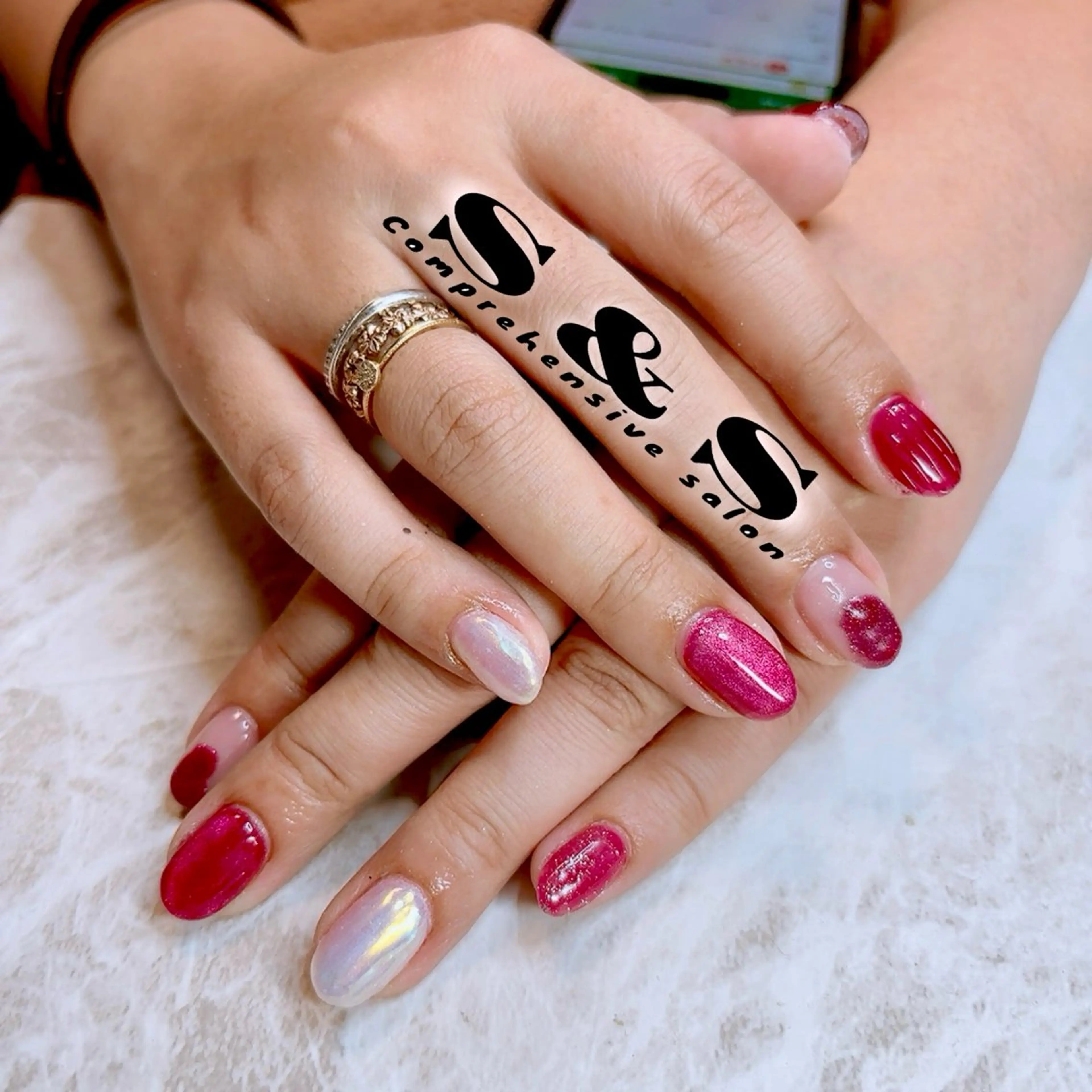 ネイル 赤色 S&S 村田小百合のネイルデザイン