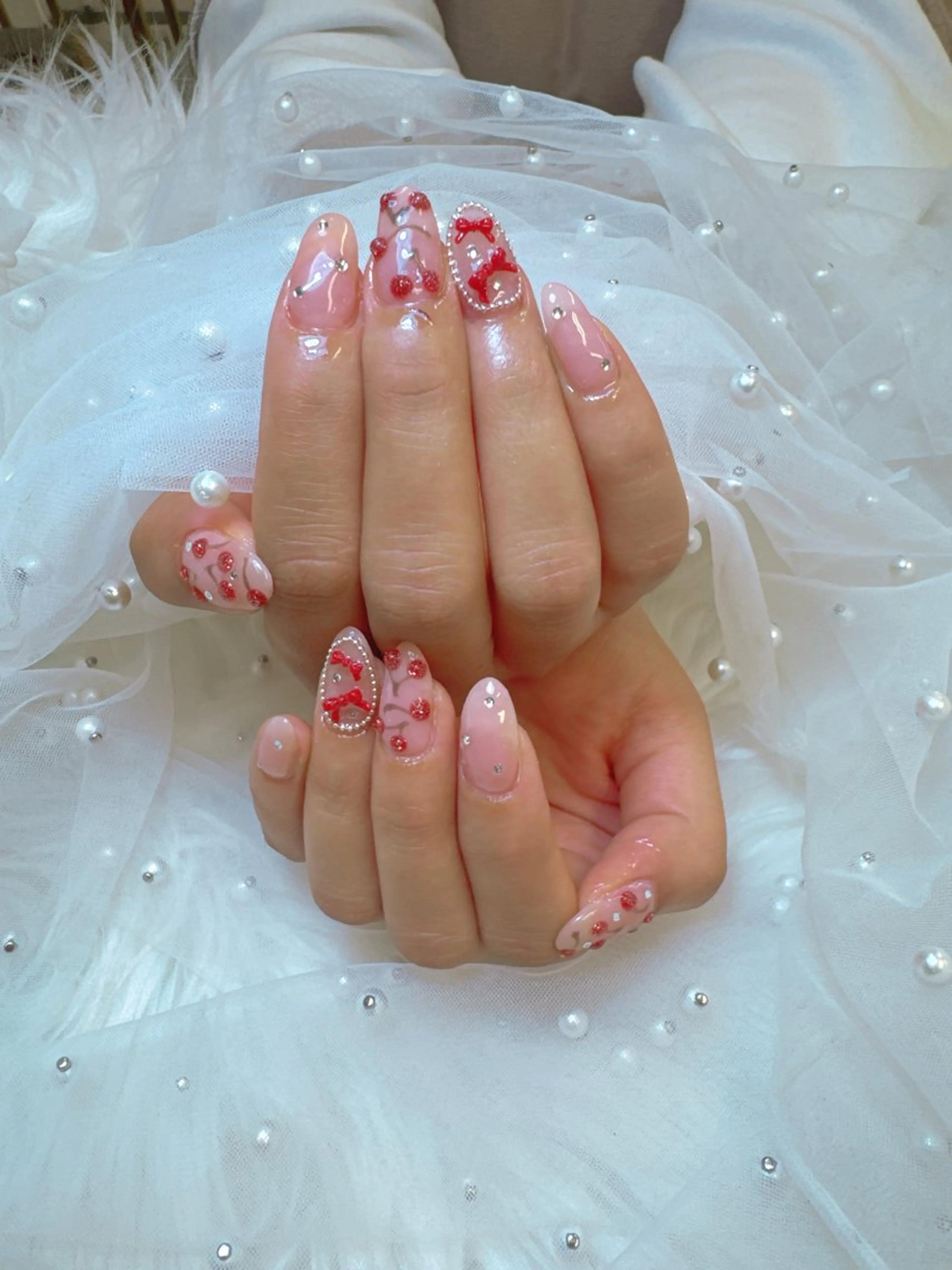 ネイル 成人式 ジェルネイル ハート キラキラネイル マグネットネイル ハンドネイル クイーンズネイル銀座所属・Queeens nailのネイルデザイン