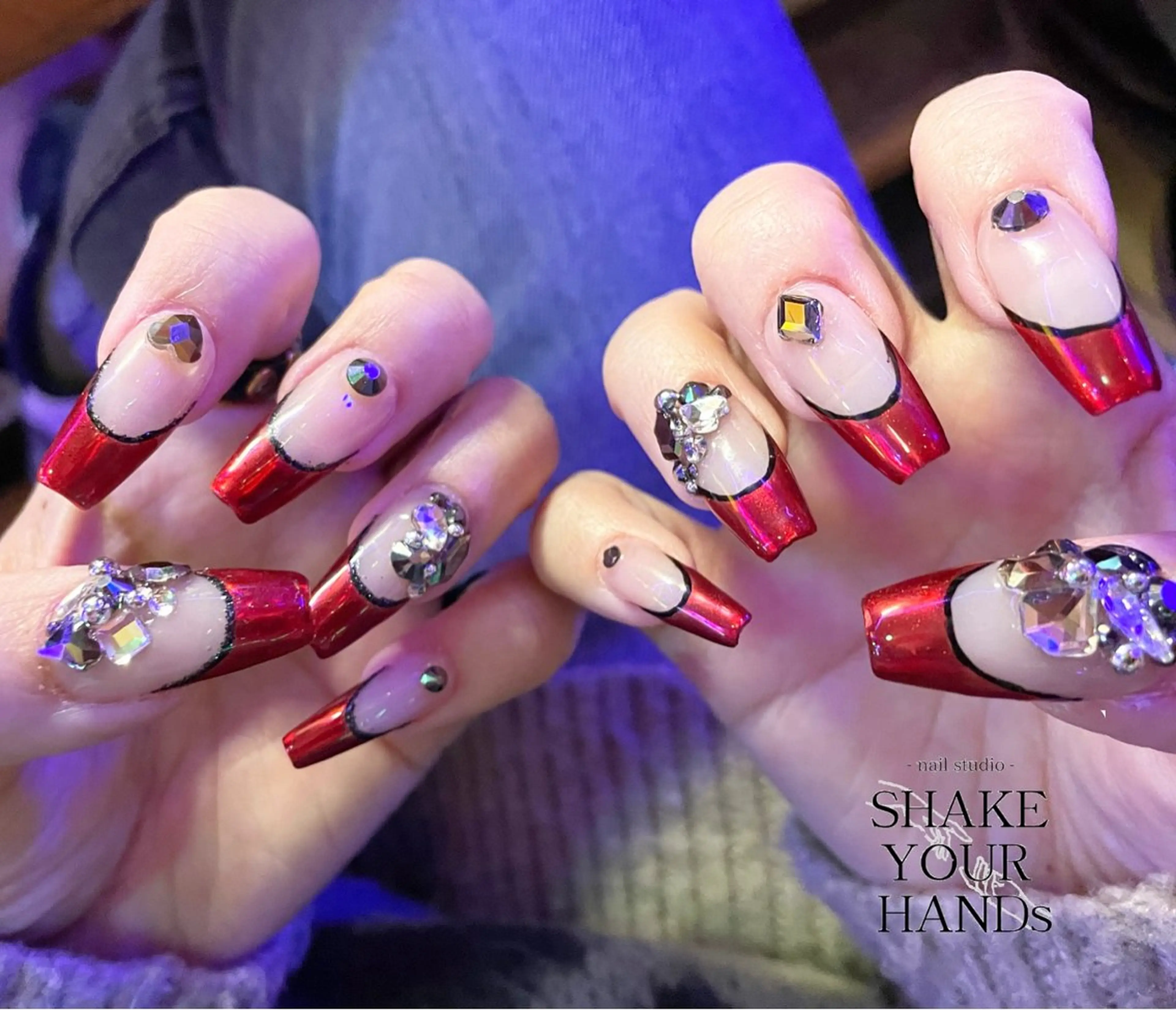 ネイル フレンチネイル ミラーネイル 赤色 ハンドネイル ネイルスタジオ シェイクユアハンズのネイルデザイン