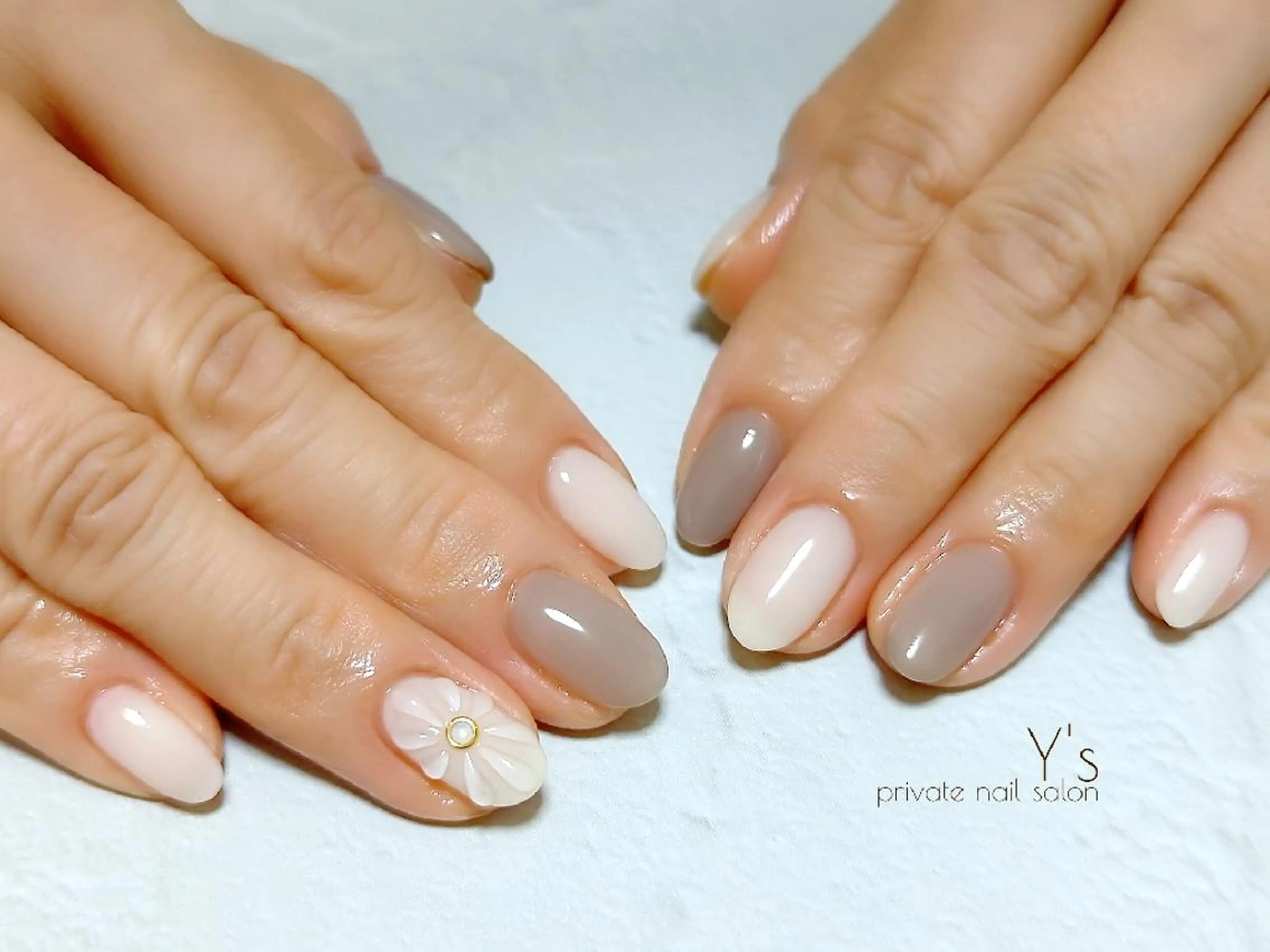 ネイル ハンドネイル YUMI NAGAI  のネイルデザイン