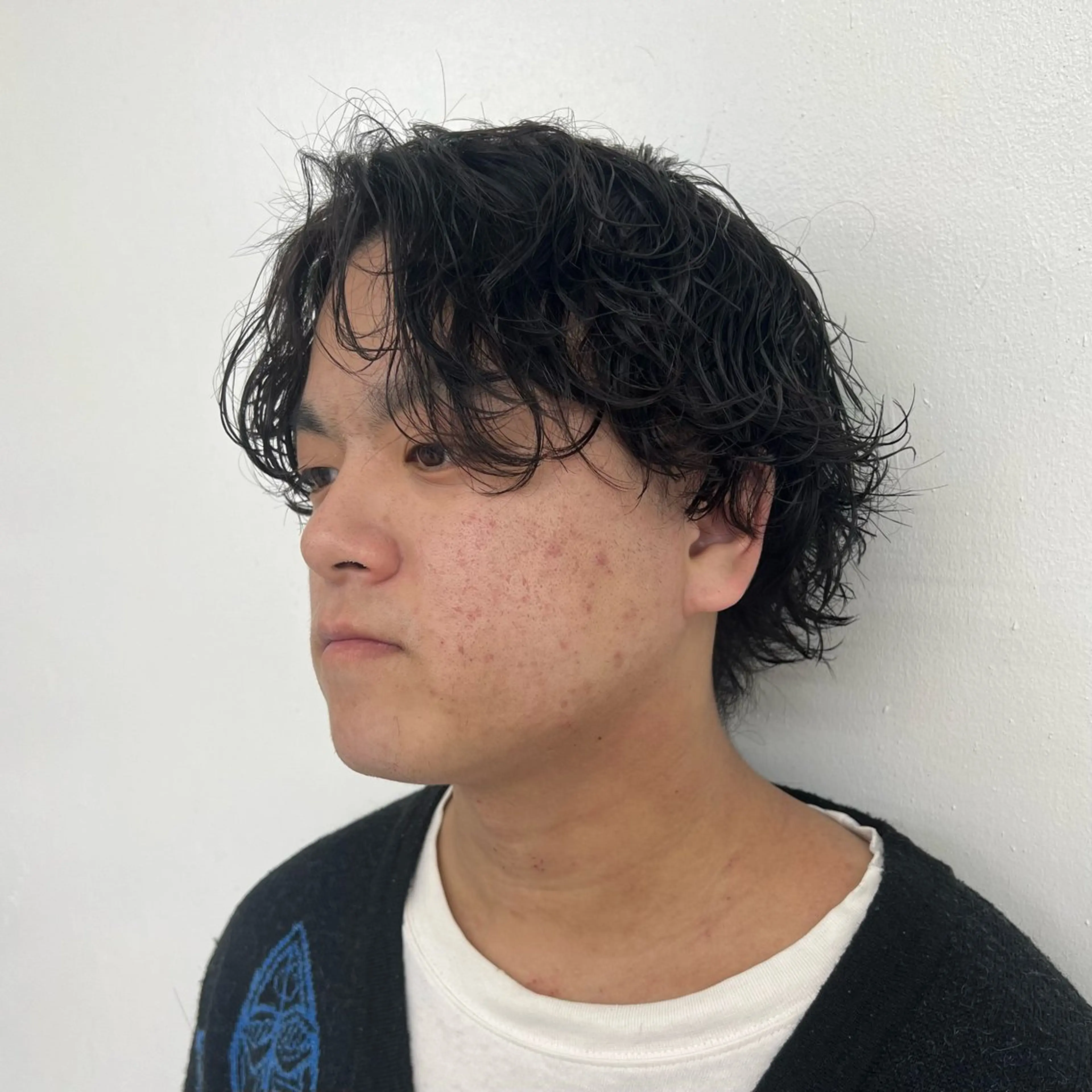 【セットが苦手な方に】デザインカット+波巻きパーマの写真