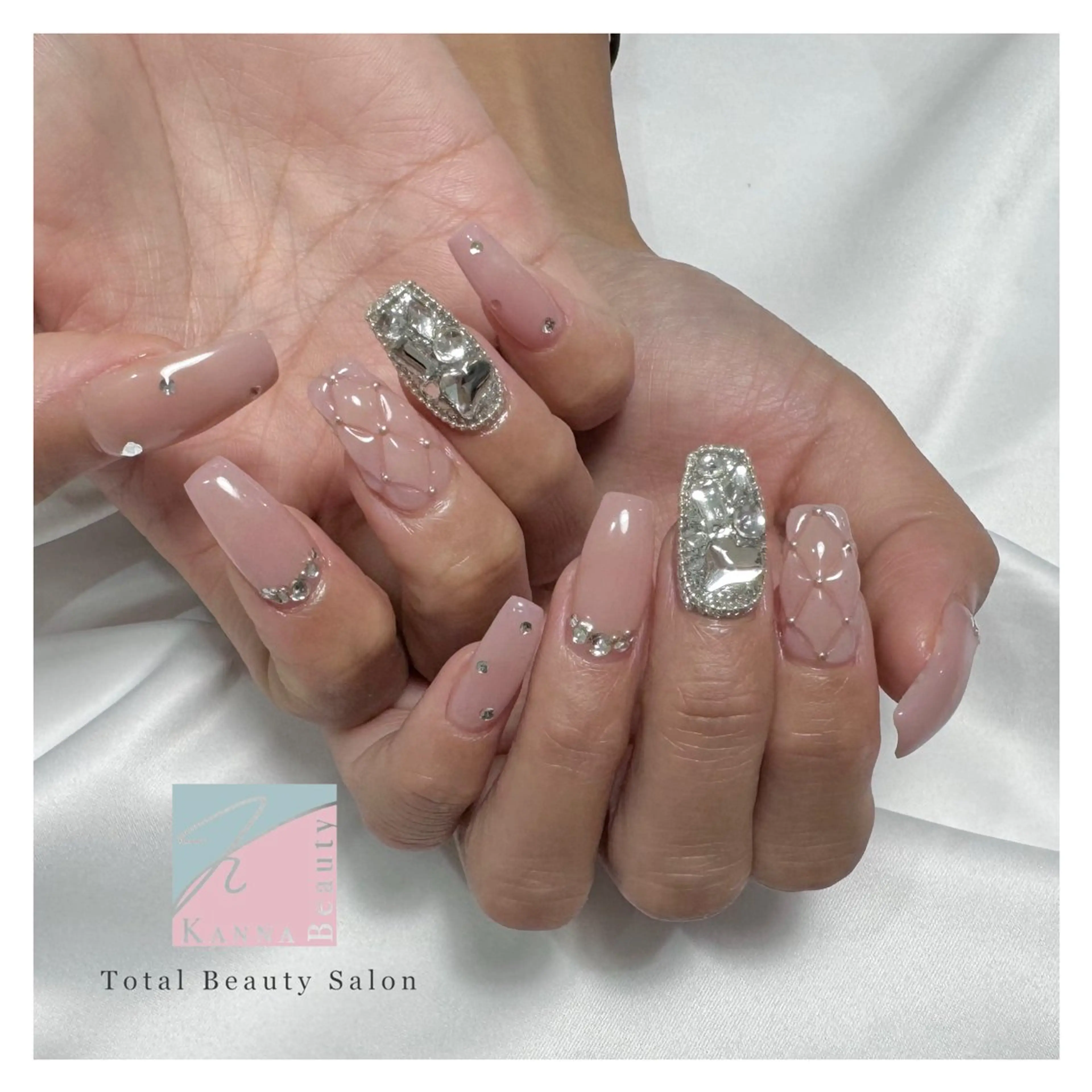 ネイル フットネイル ジェルネイル グラデーション キラキラネイル マグネットネイル ハンドネイル Kanna Yuki カンナユキのネイルデザイン