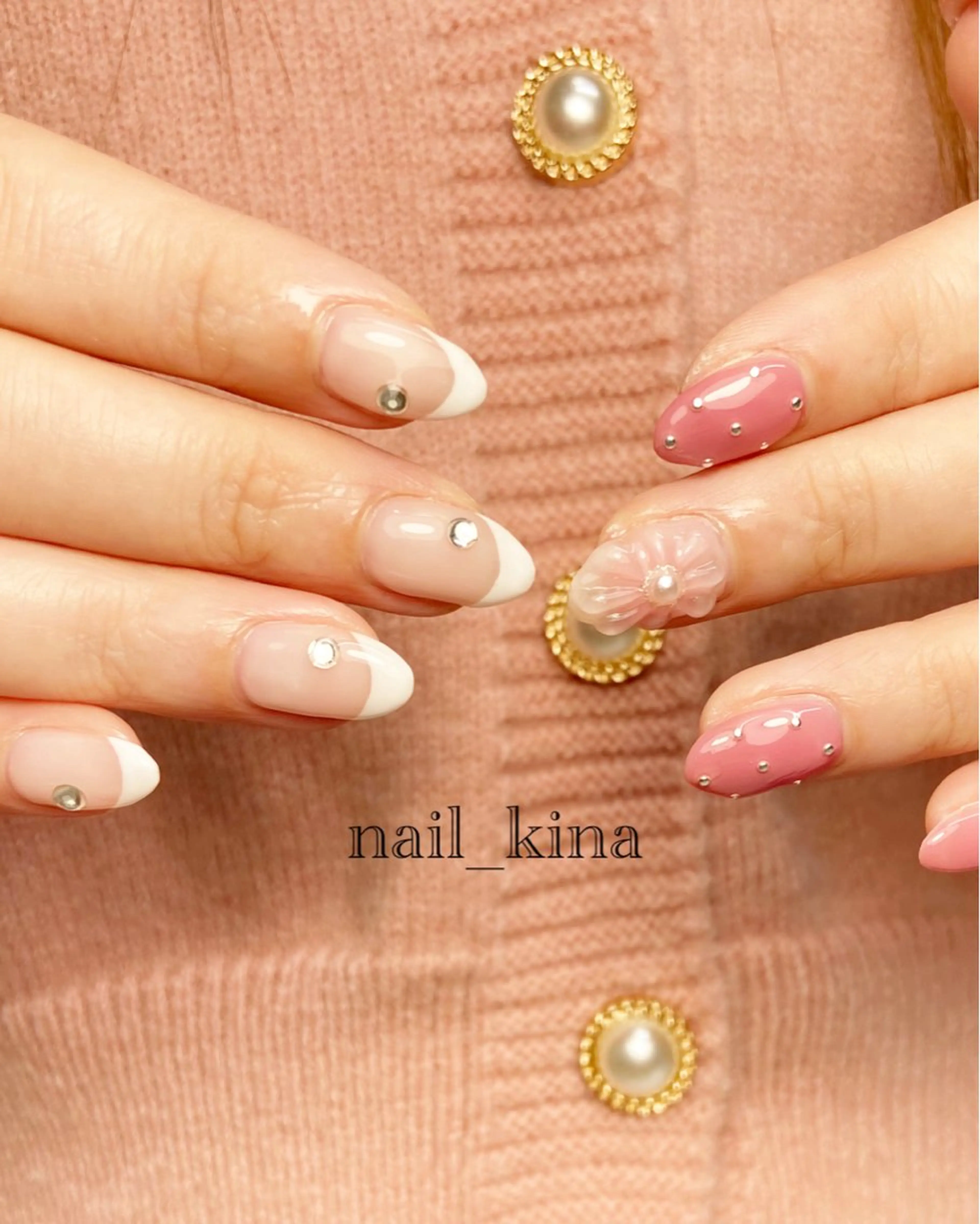 ネイル フラワーネイル フレンチネイル 春ネイル nail_ kinaのネイルデザイン
