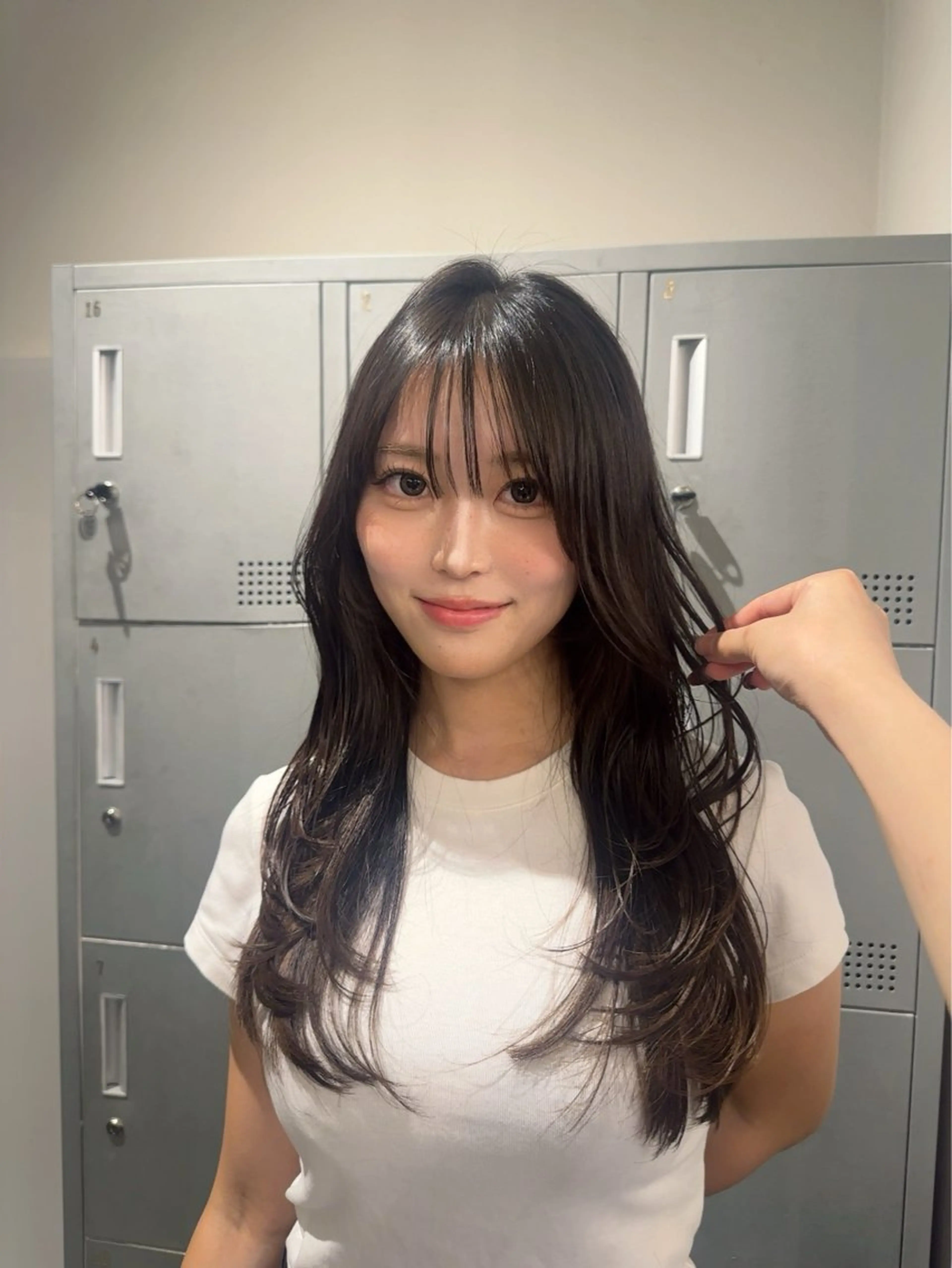 ロング 透明感カラー/レイ ヤーカット/KaHoのヘアスタイル