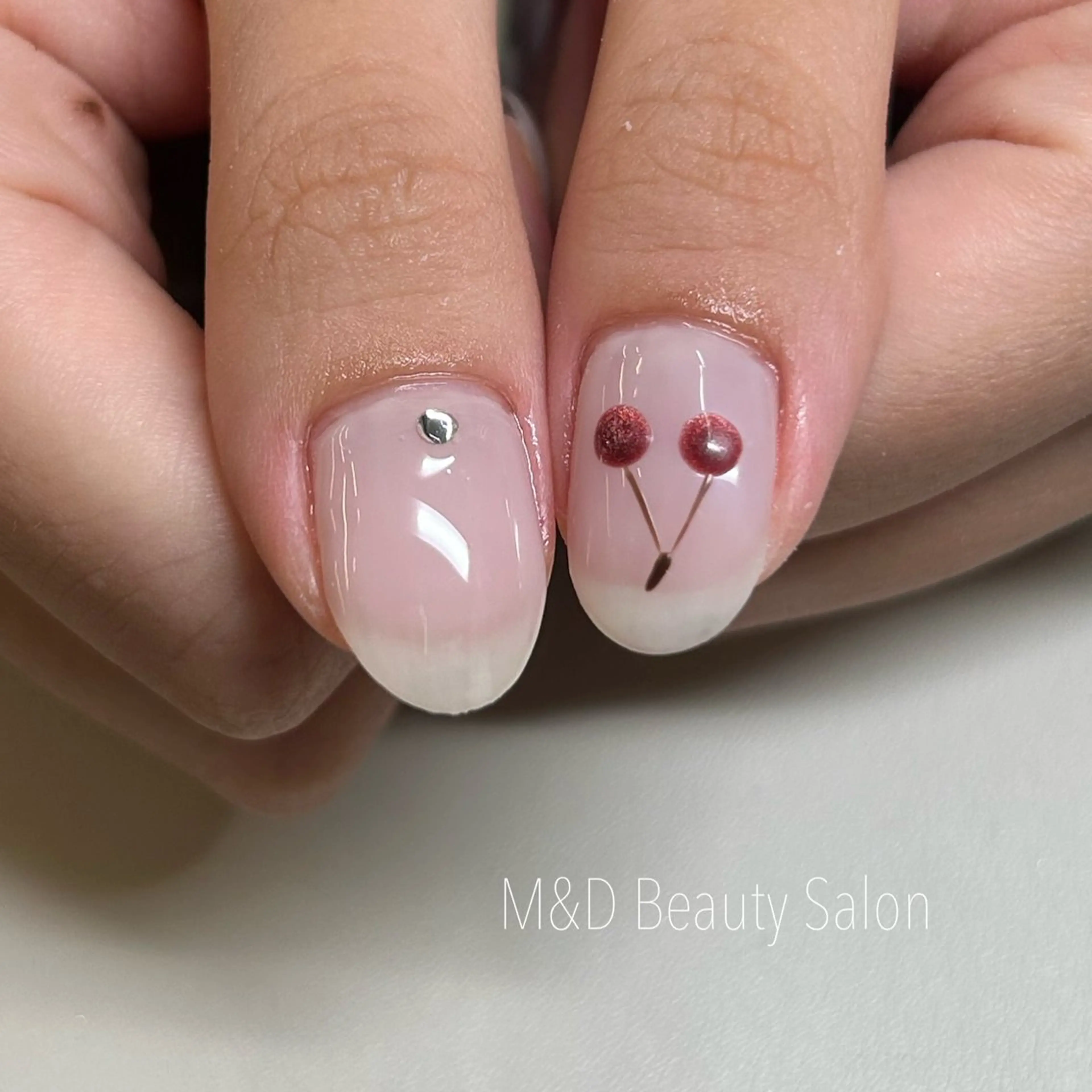 ネイル M&D Beauty Salon 銀座店所属・M&D銀座 AYAのネイルデザイン
