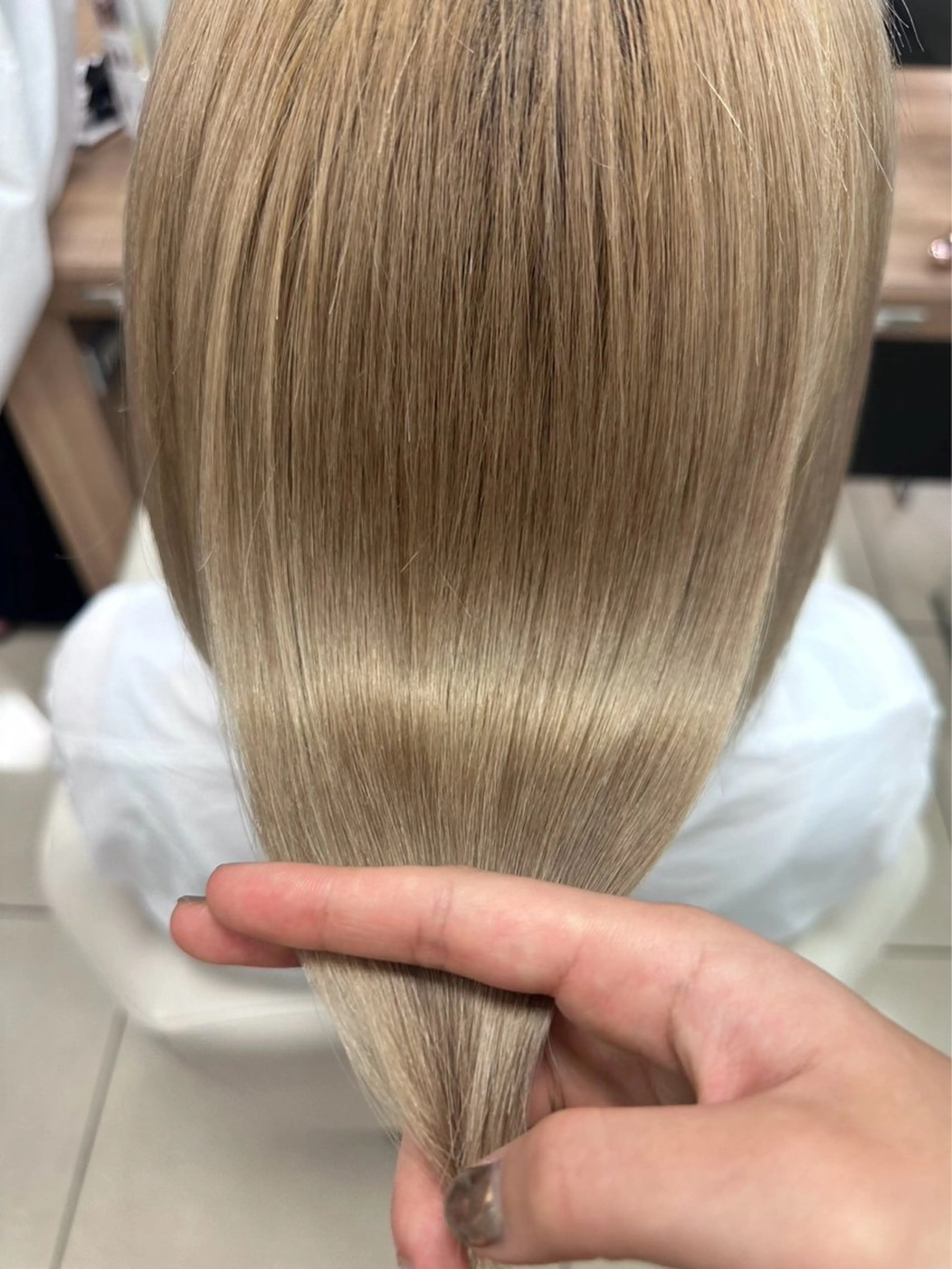 セミロング カラー ヘアカラー トリートメント ダブルカラー/透明感 /Hikari💫のヘアスタイル