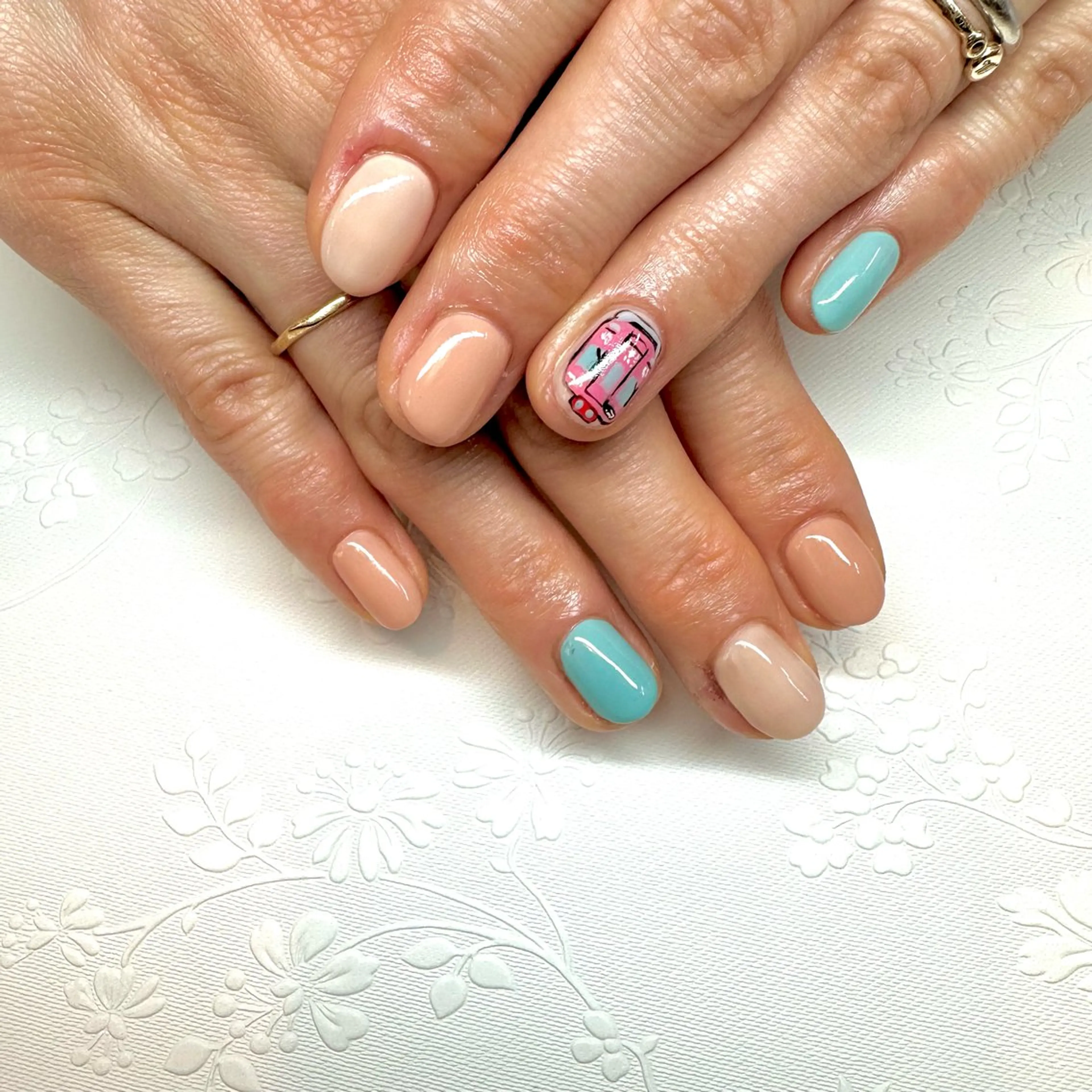 ネイル ハンドネイル フットネイル GéRanium Harukaのネイルデザイン