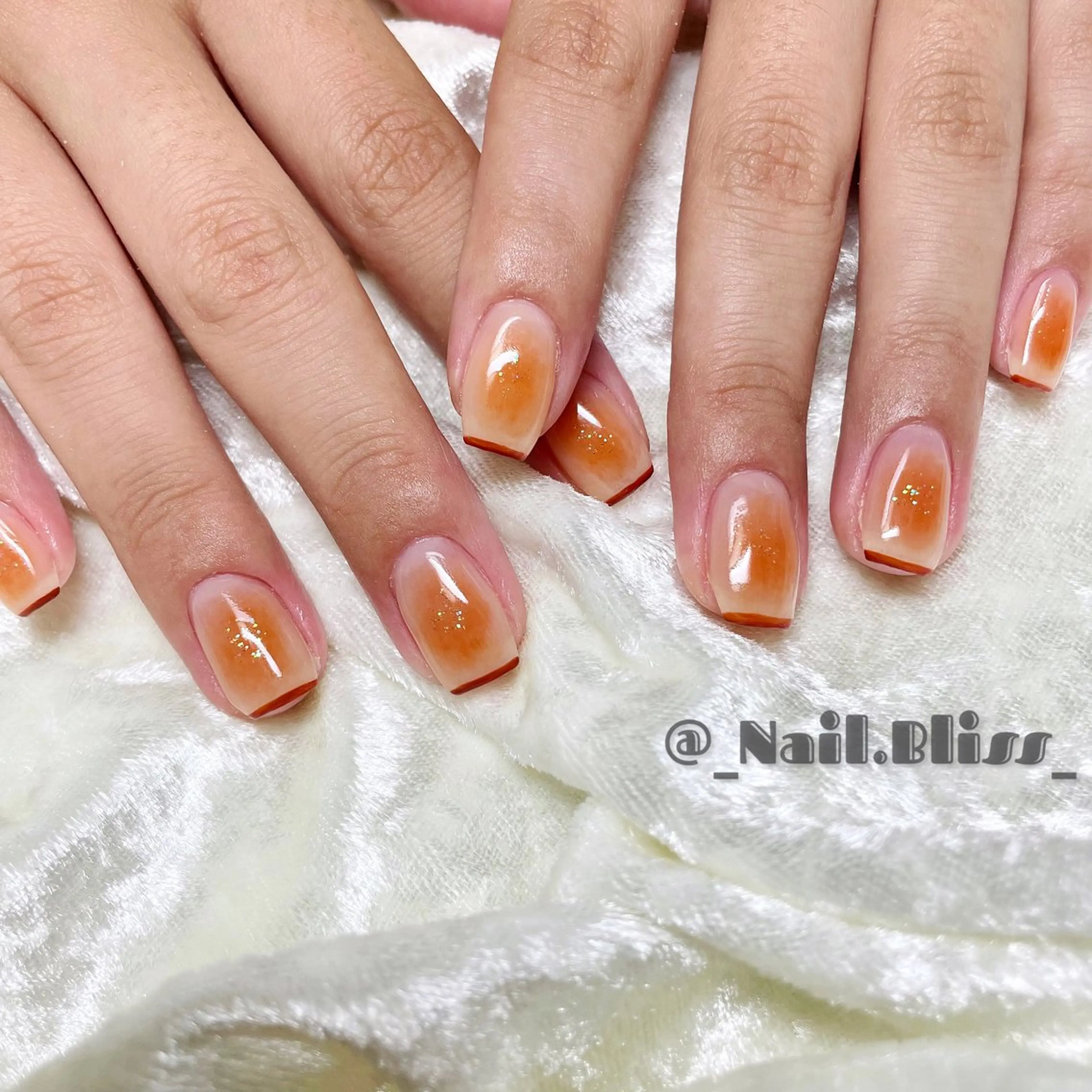 ネイル チークネイル フレンチネイル ハンドネイル NAIL BLISSのネイルデザイン