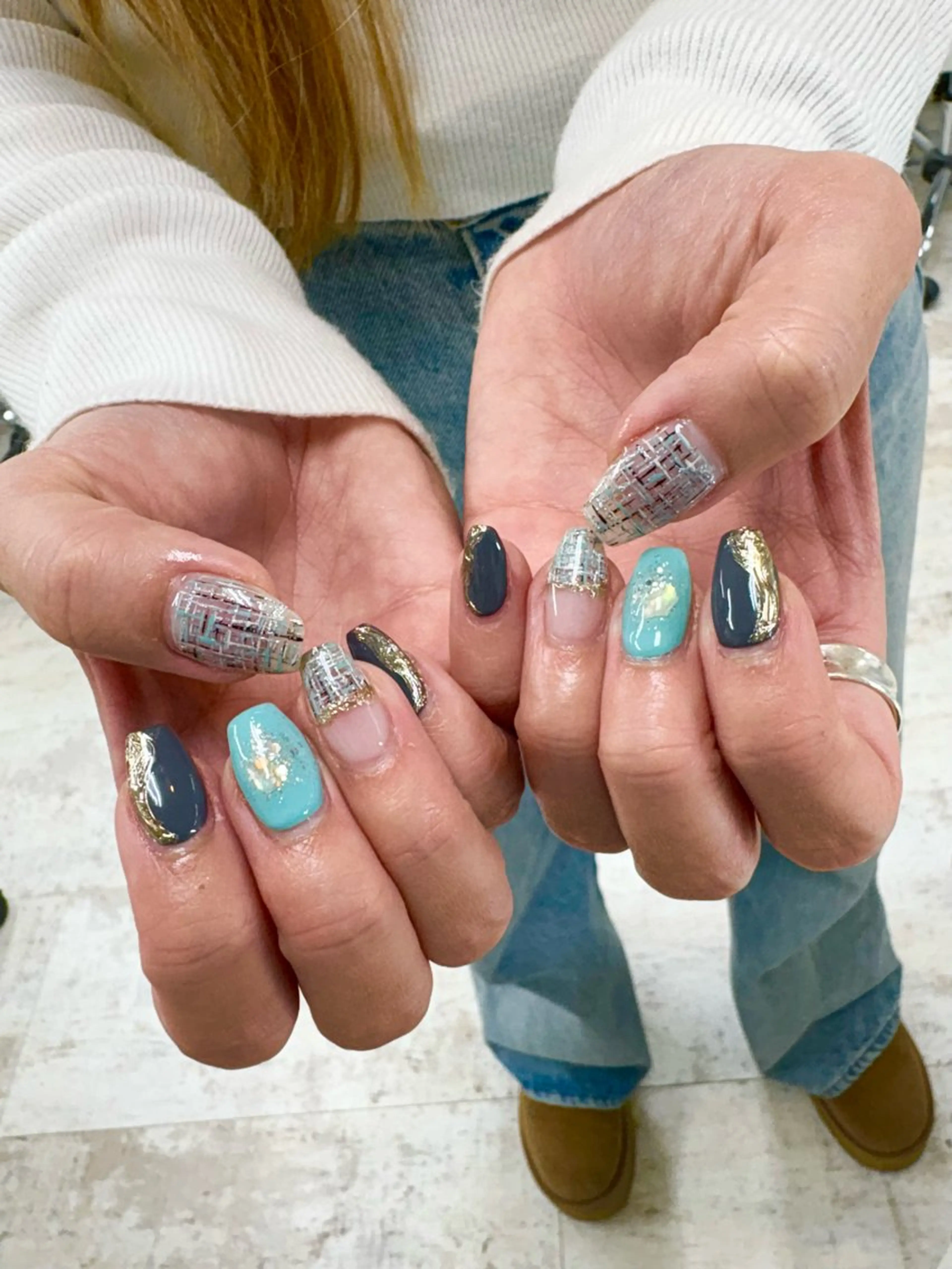 ネイル マハロネイルサロン横浜店所属・吉田 里菜のネイルデザイン