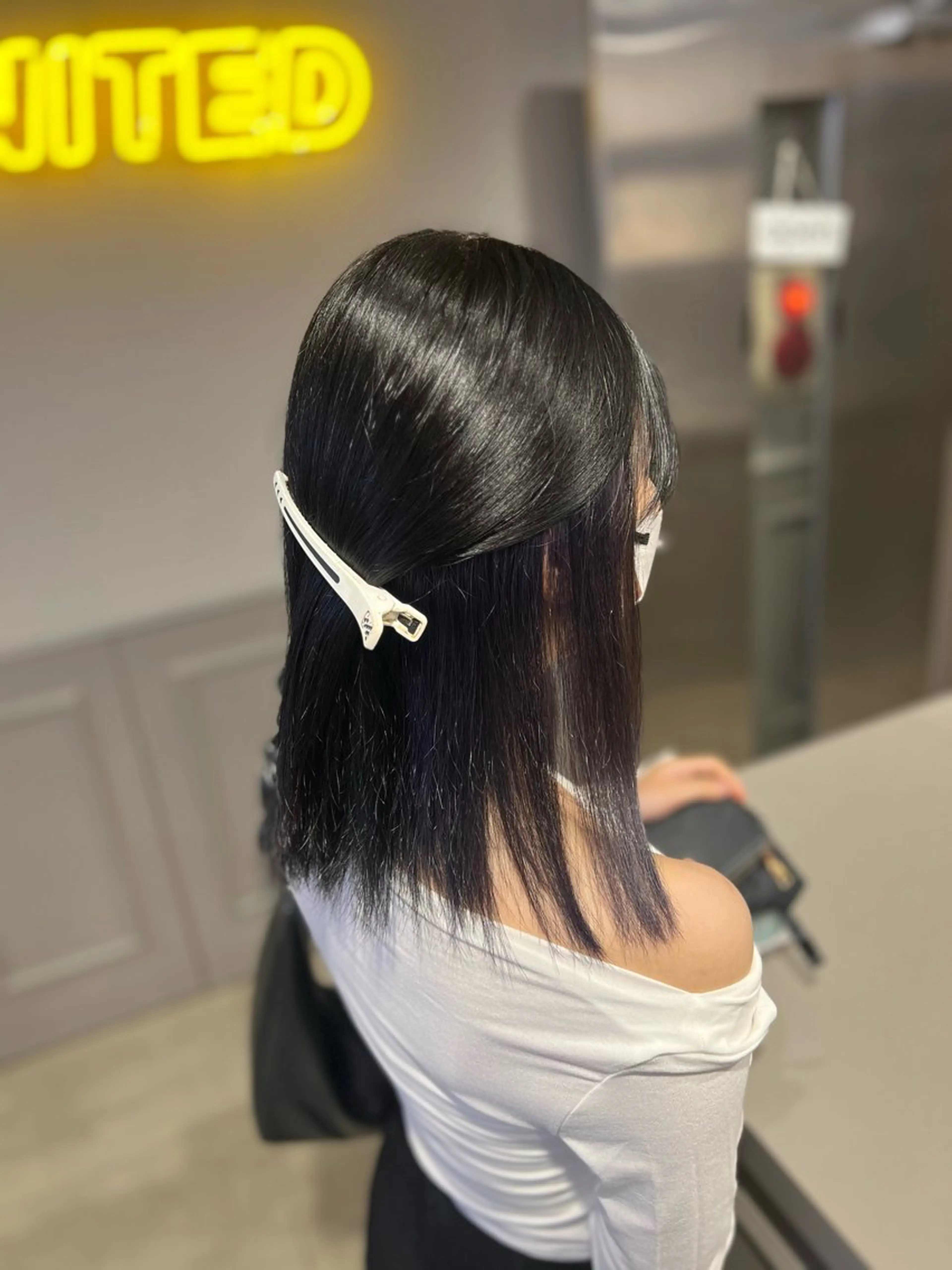 セミロング カラー ヘアカラー 韓国レイヤーカット /REIのヘアスタイル