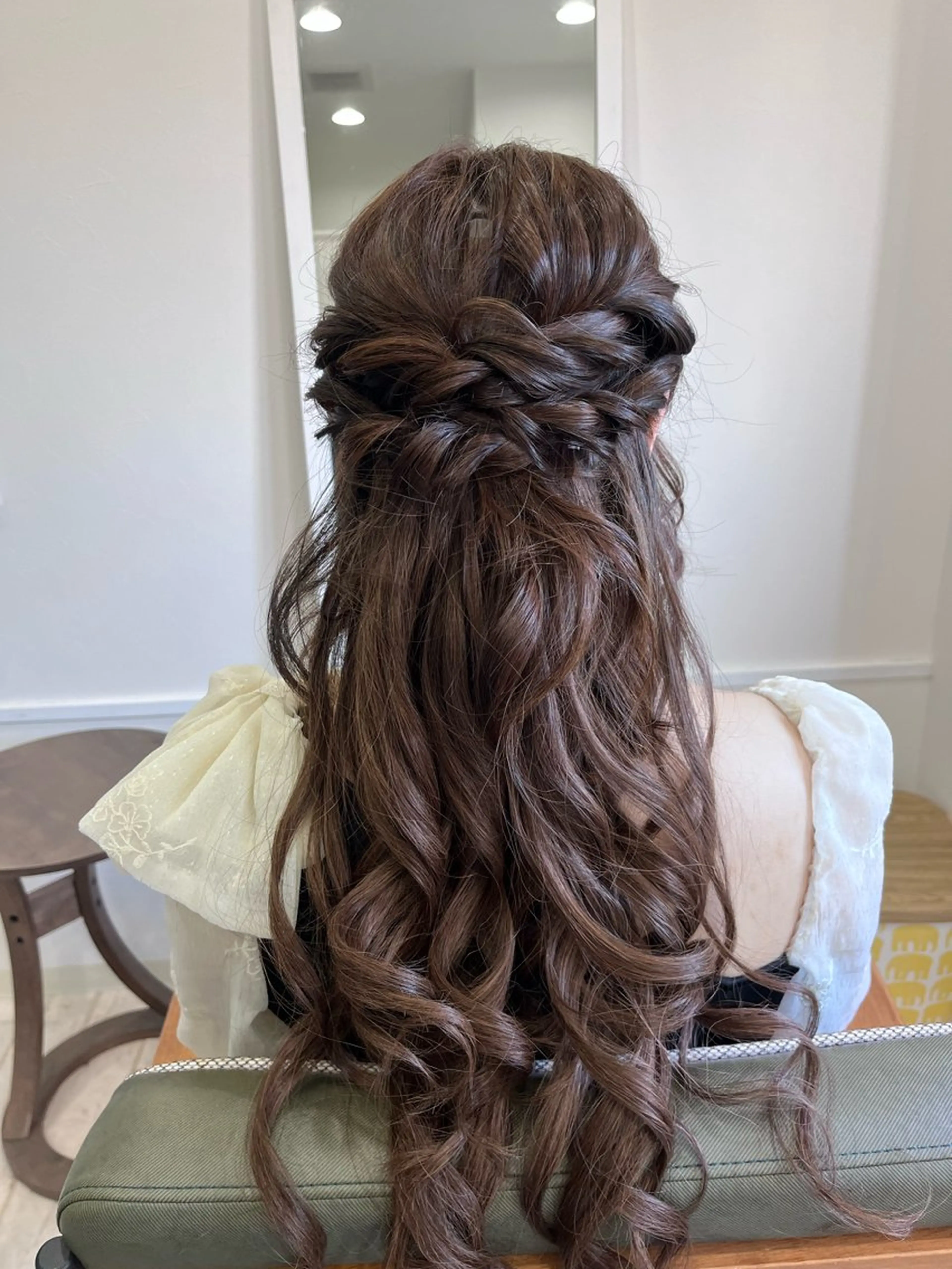 ロング ヘアアレンジ ヘアセット M.arc 【マーキ】のヘアスタイル