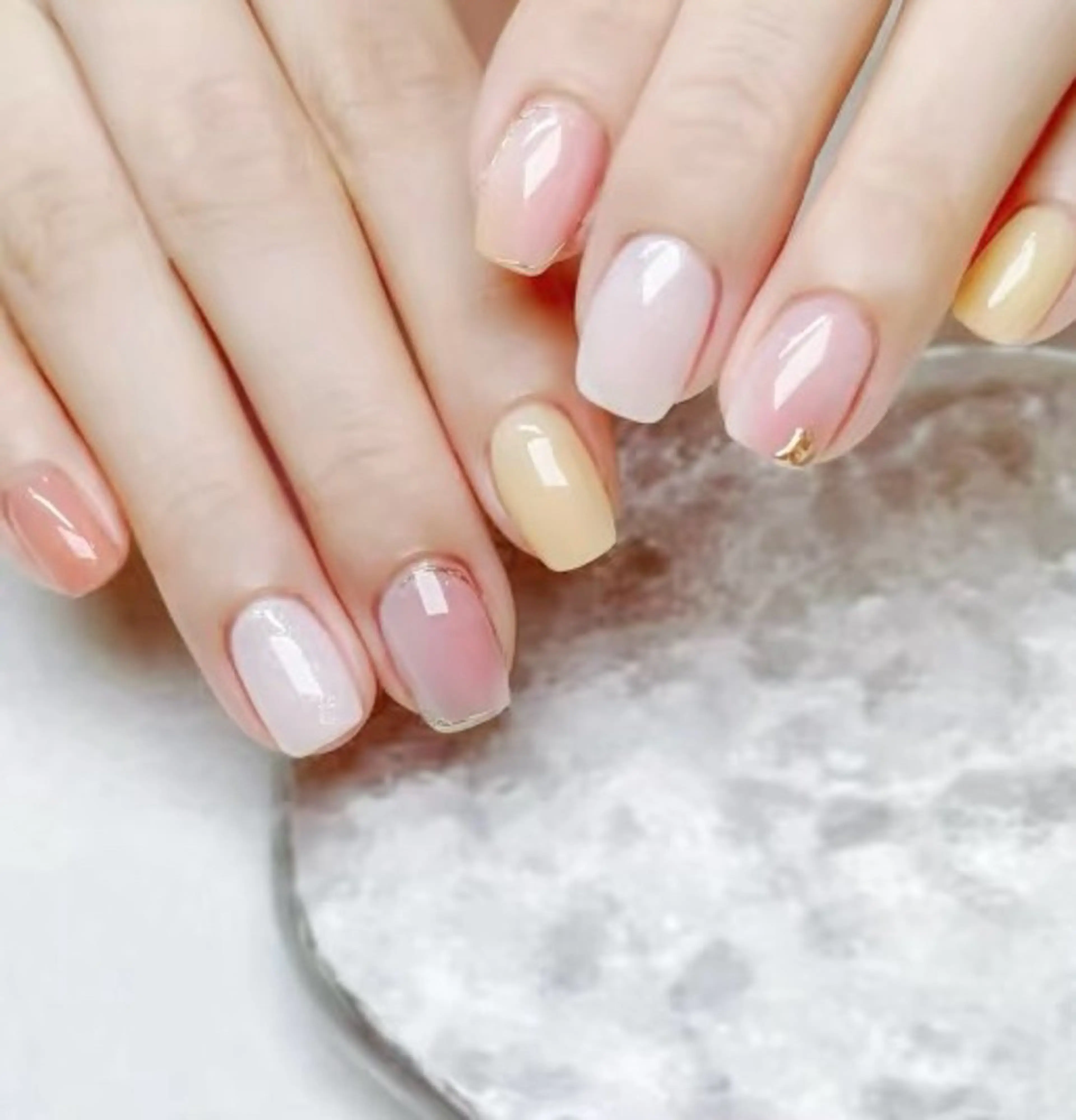 ネイル 高木 維麗絲のネイルデザイン