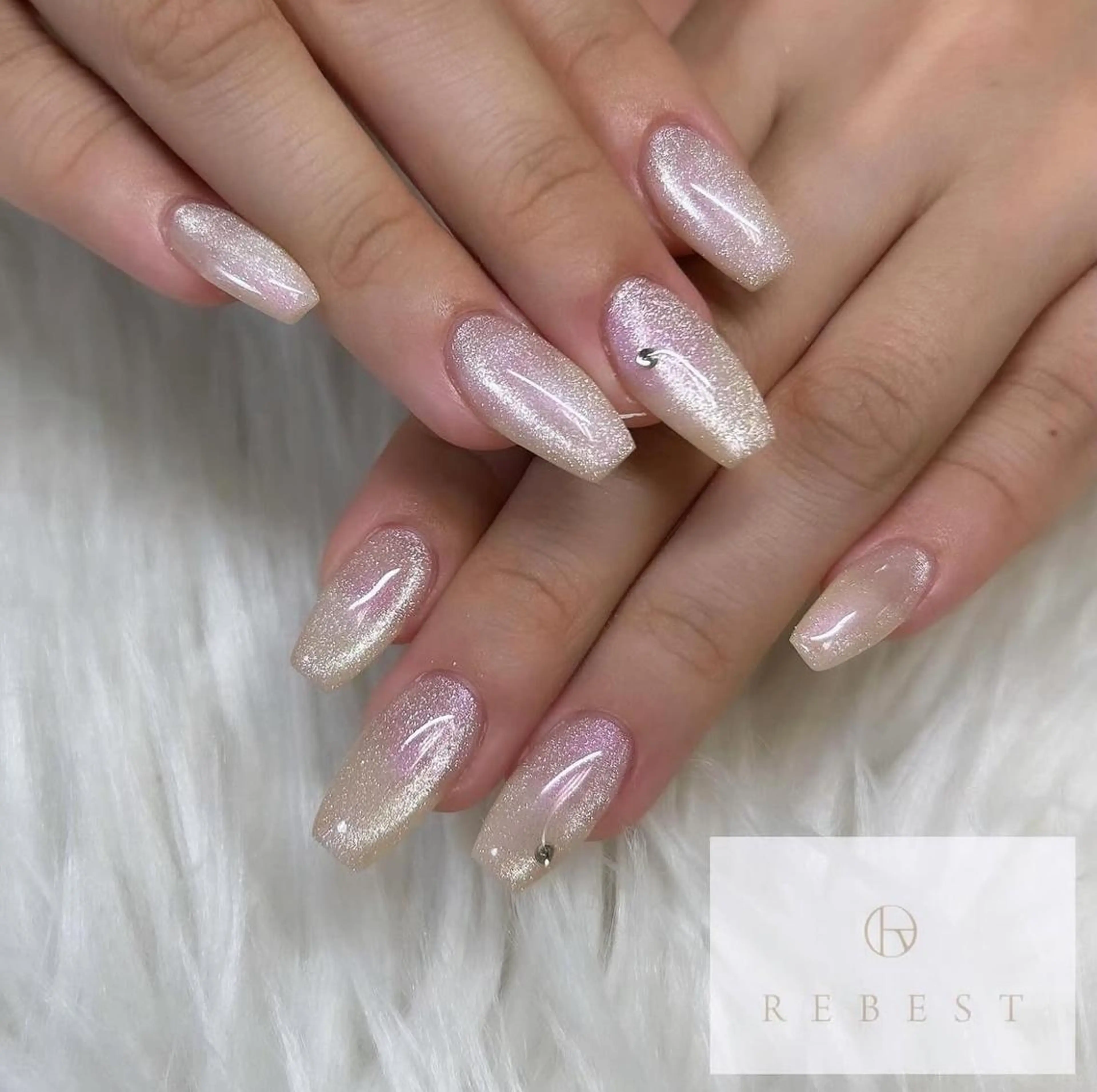 ネイル Sayaka❤️ REBEST京橋のネイルデザイン