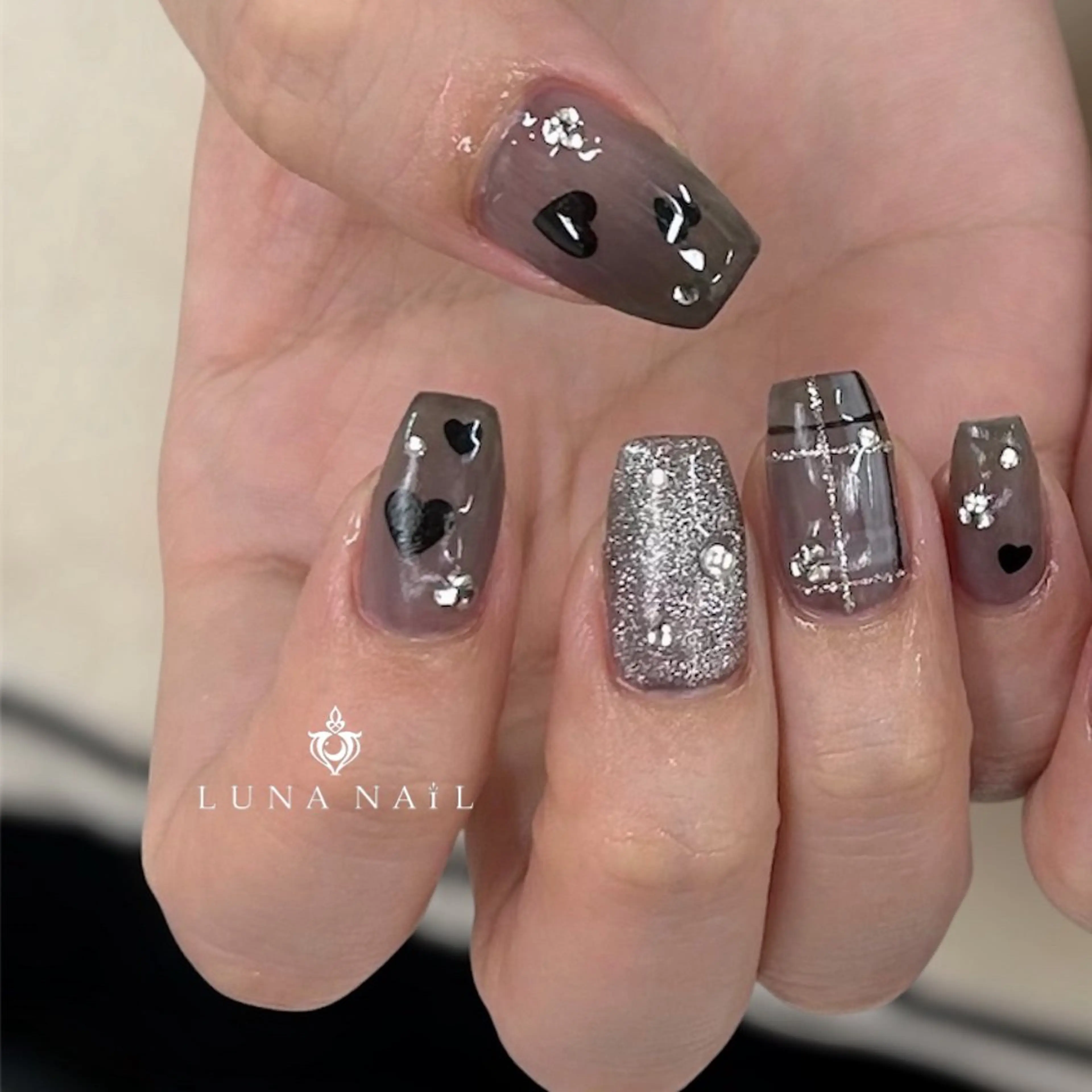 ネイル ハンドネイル アトリエ　ミモザ所属・いまむら あかりのネイルデザイン