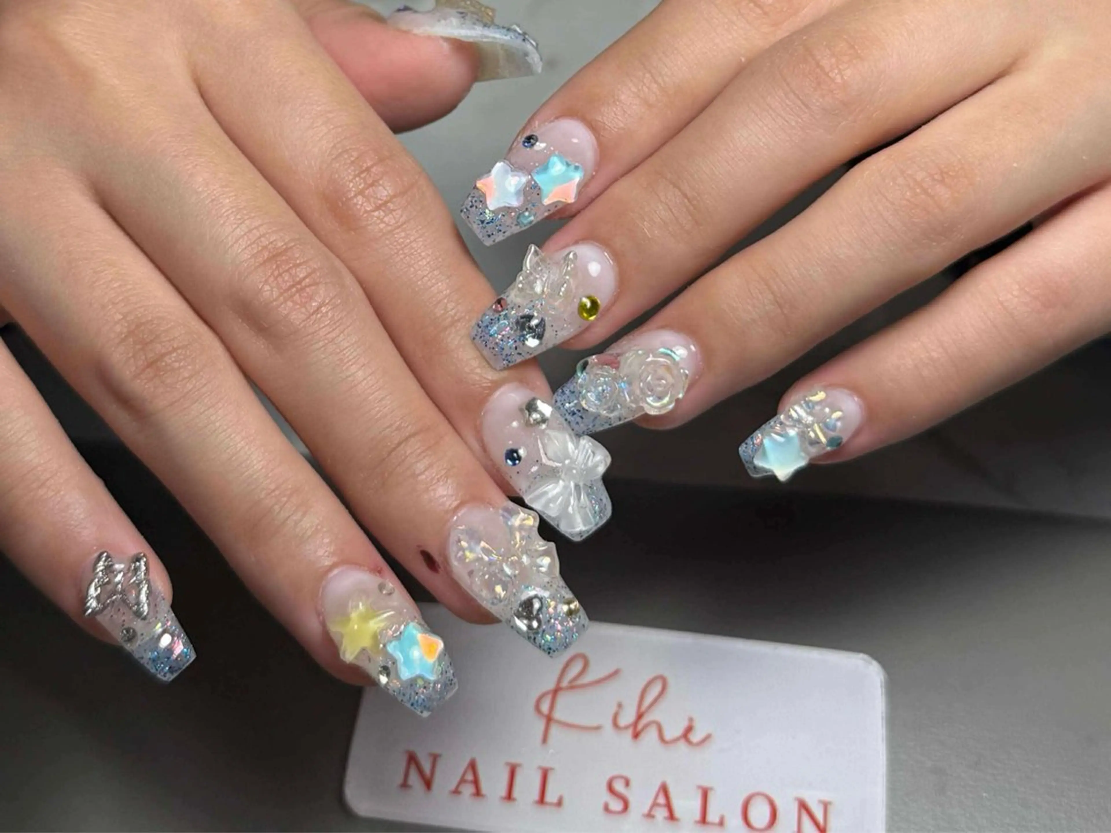 ネイル アートネイル フレンチネイル ジェルネイル グラデーション 韓国ネイル ハンドネイル 💕鈴木ユリ パラジェル/オフ無料のネイルデザイン