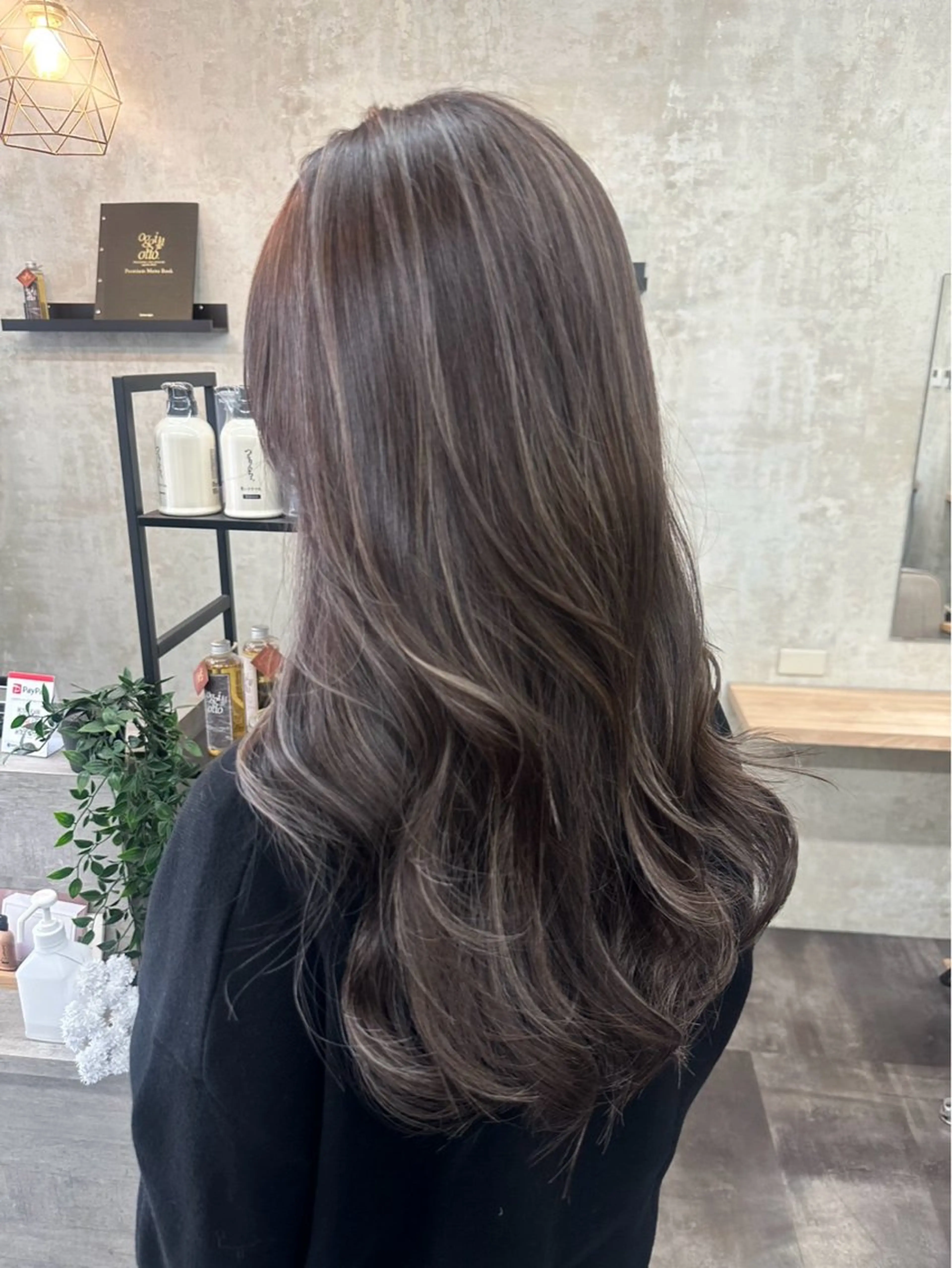 カラー ヘアカラー 坂元 姫夏のヘアスタイル