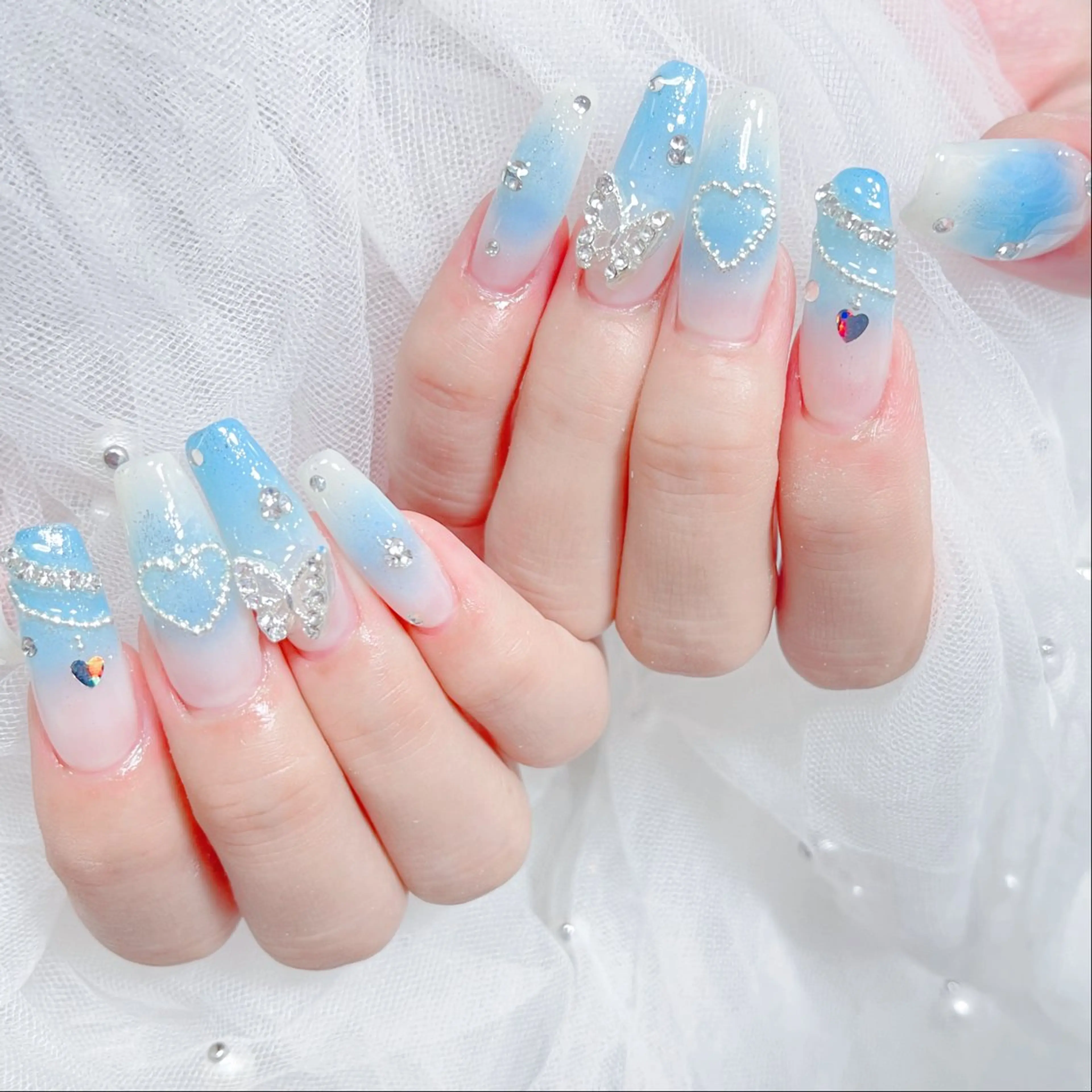 ネイル ハンドネイル 🎀ネイルサロン エクラYUI🎀のネイルデザイン