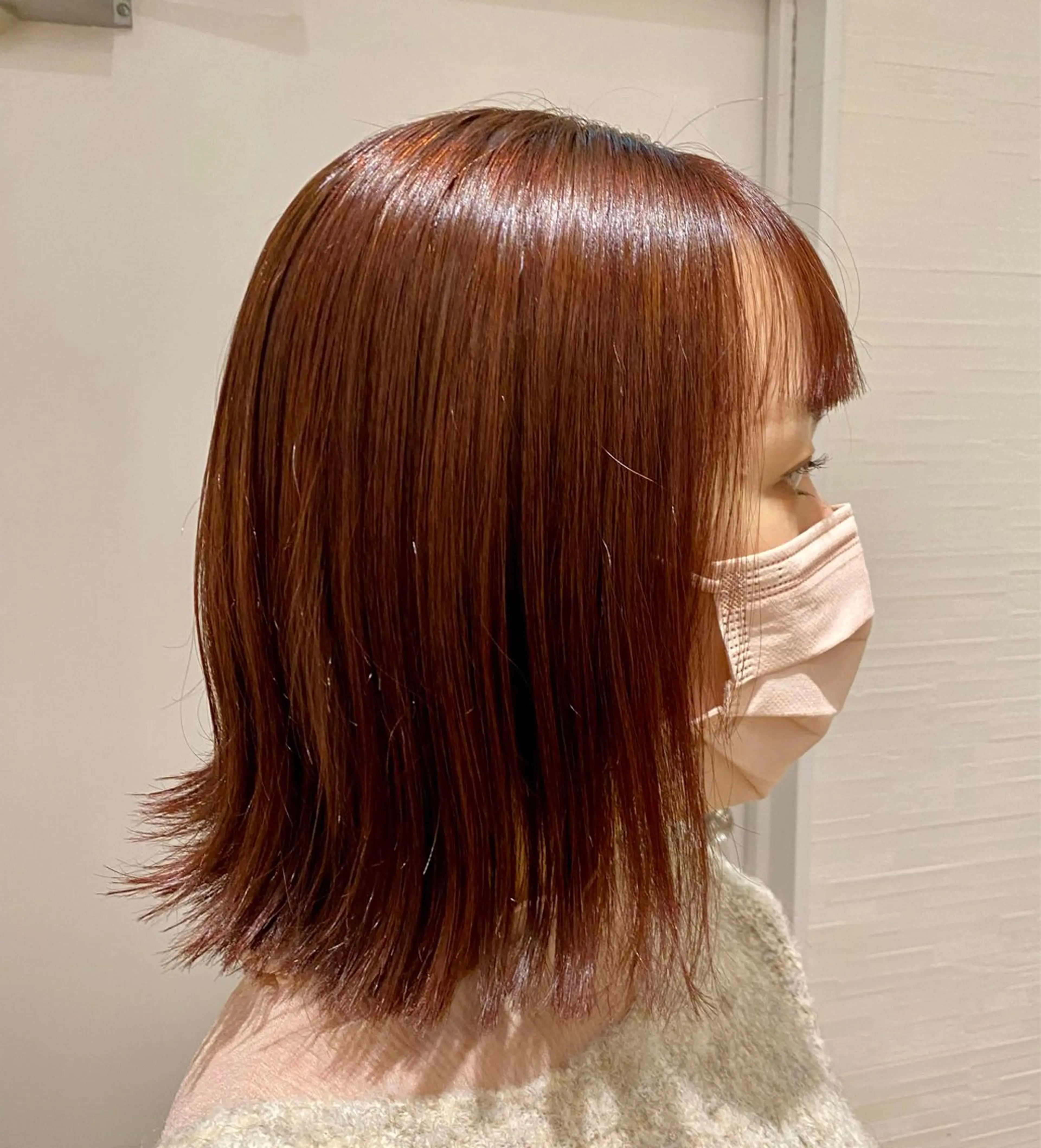 ミディアム カット ヘアカラー イシカワ ユウタのヘアスタイル