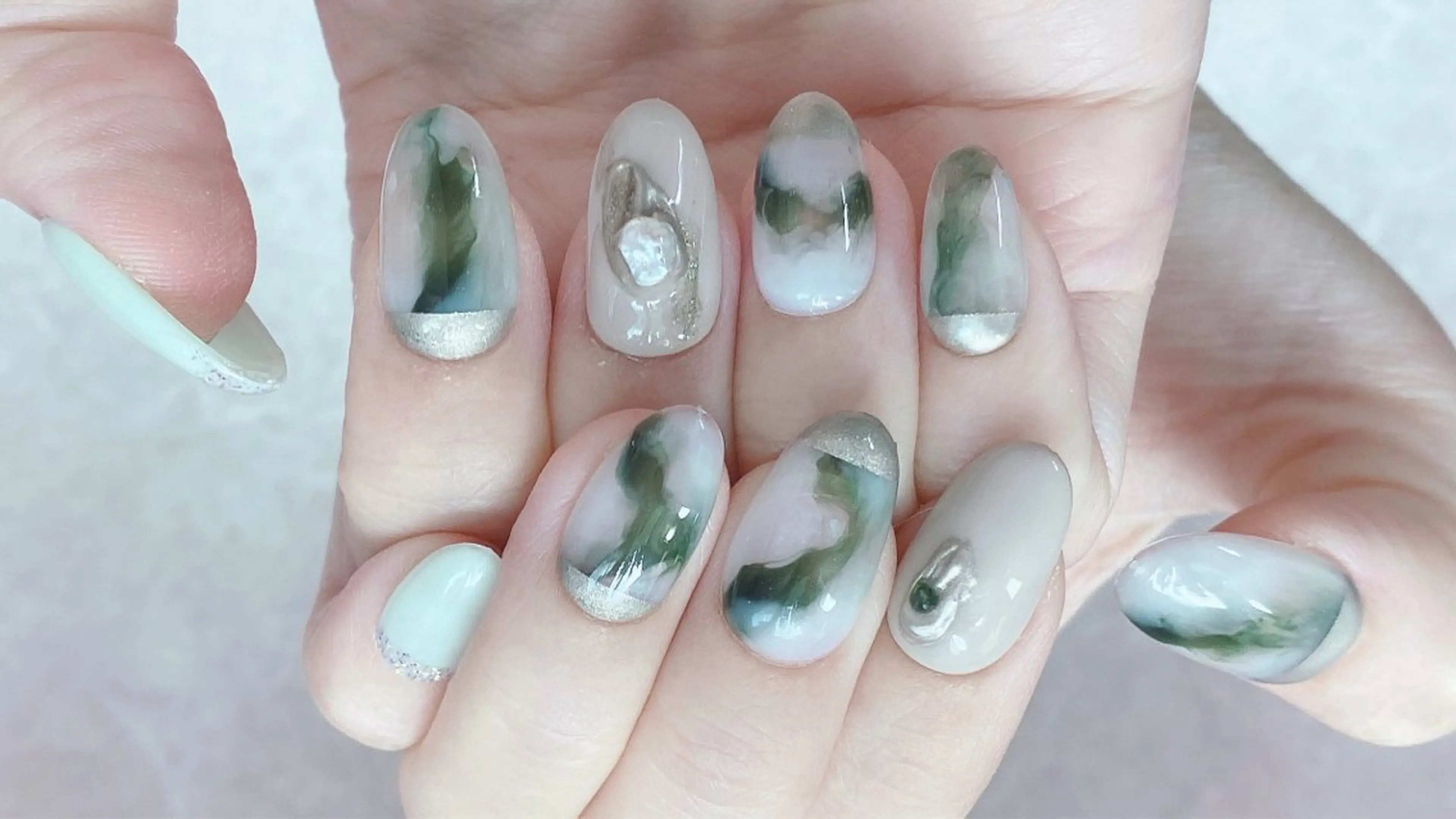 ショート amireux所属・チ まるこのネイルデザイン