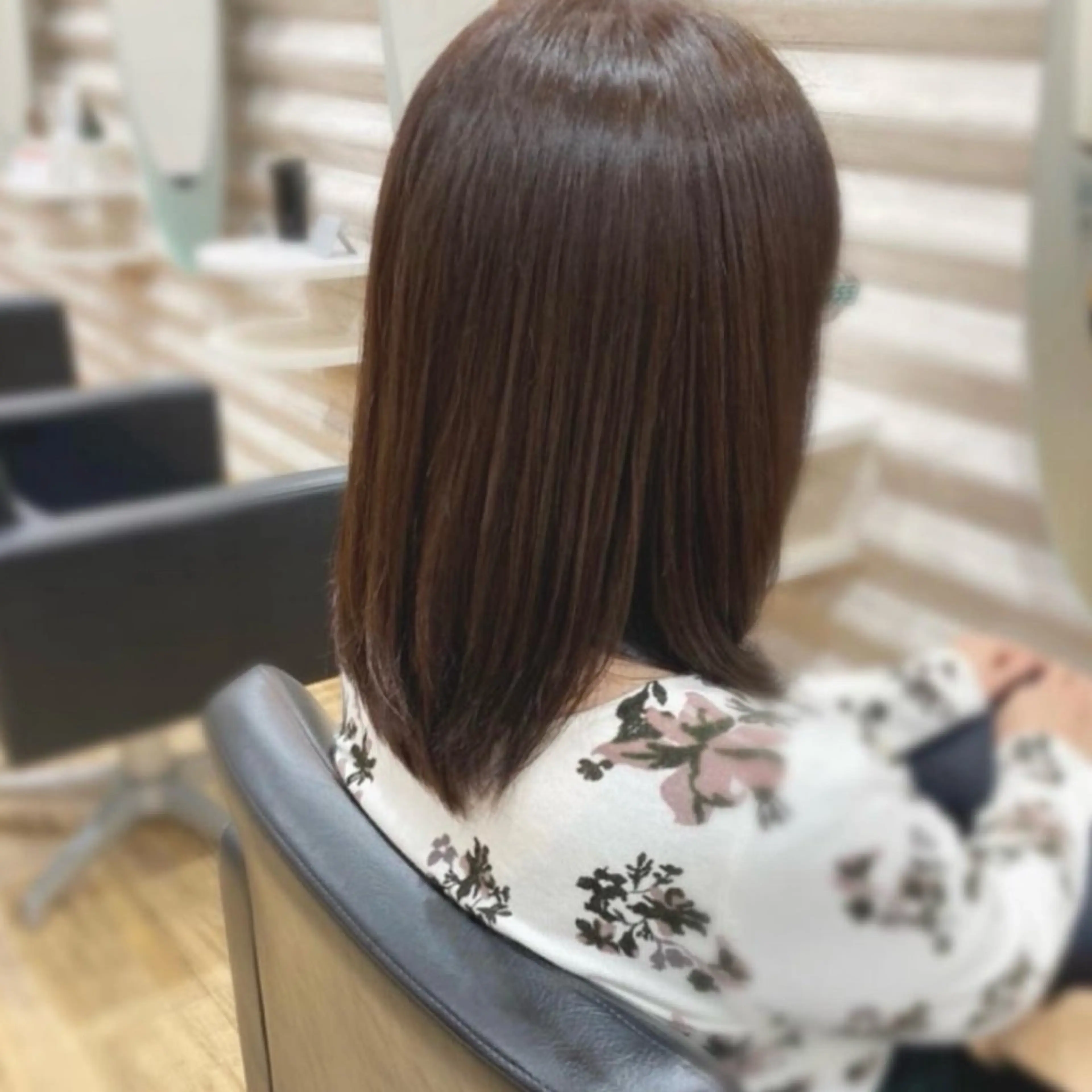 セミロング カラー 髪質改善 ヘアカラー トリートメント 『艶髪』で印象が激変 ！髪質改善専門KONのヘアスタイル