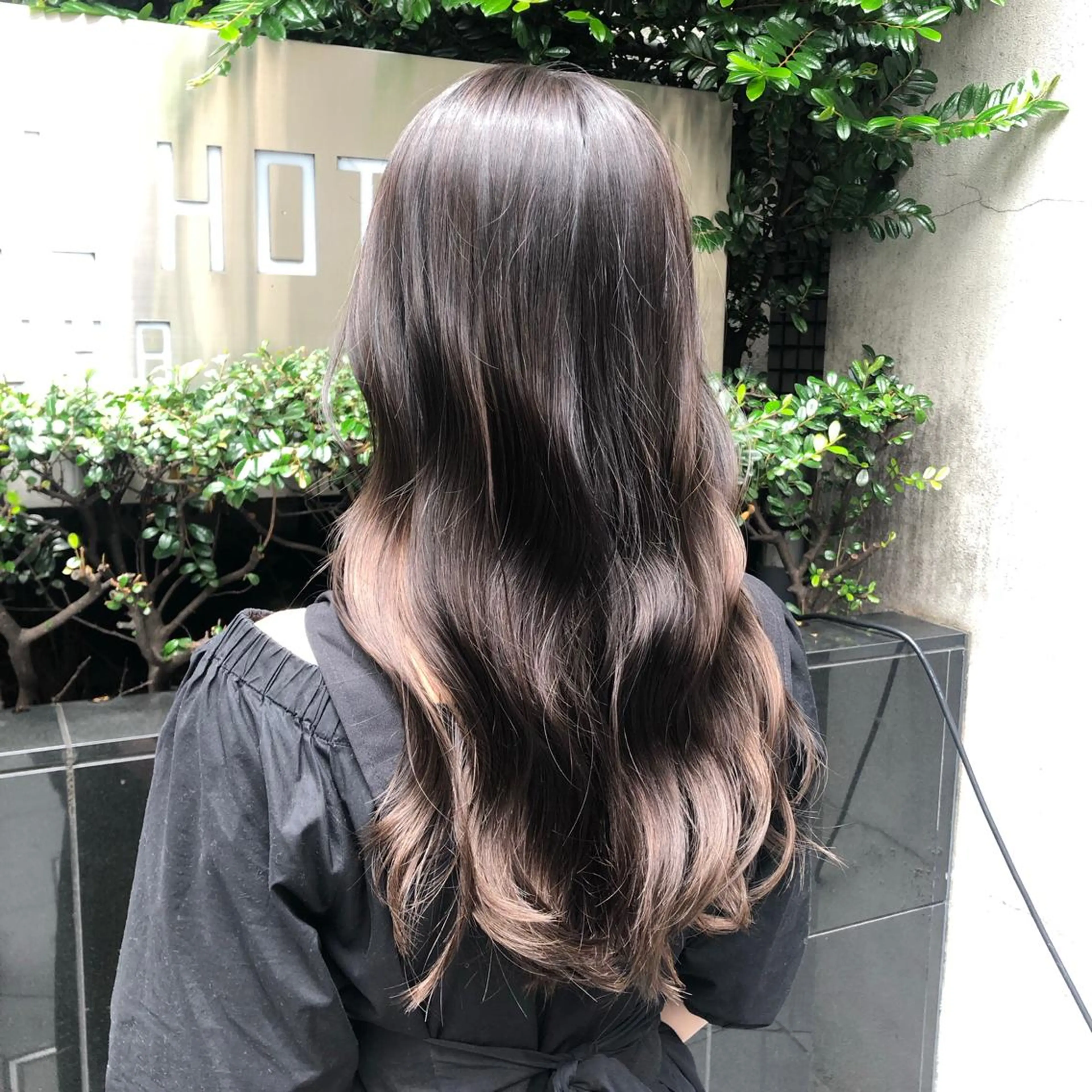 ロング カラー グラデーションカラー グレージュ ヘアカラー トリートメント ボブ/縮毛矯正/ レイヤー/塚田のヘアスタイル