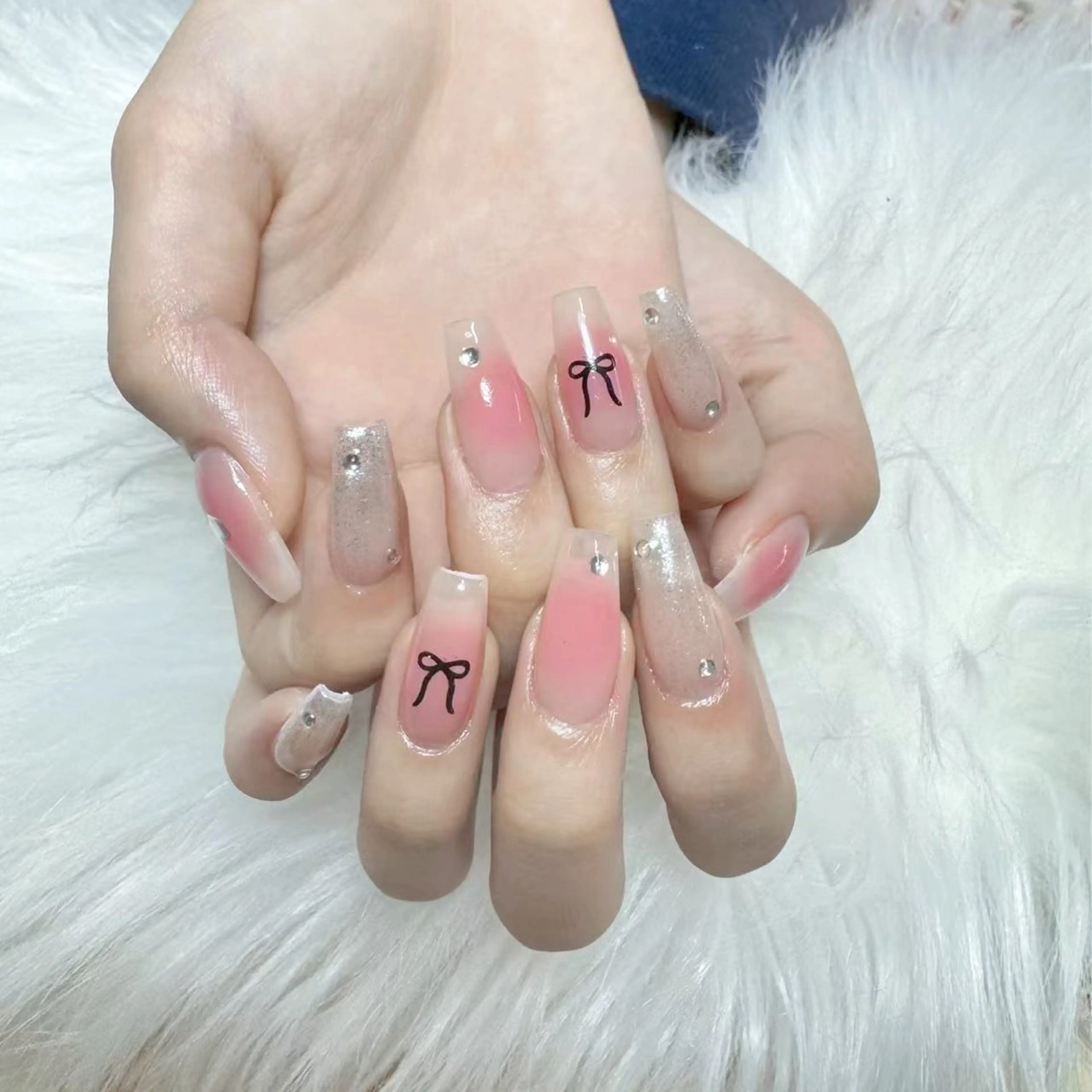 ネイル ハンドネイル 🎀nana🫧 ワンホンネイル🎀のネイルデザイン