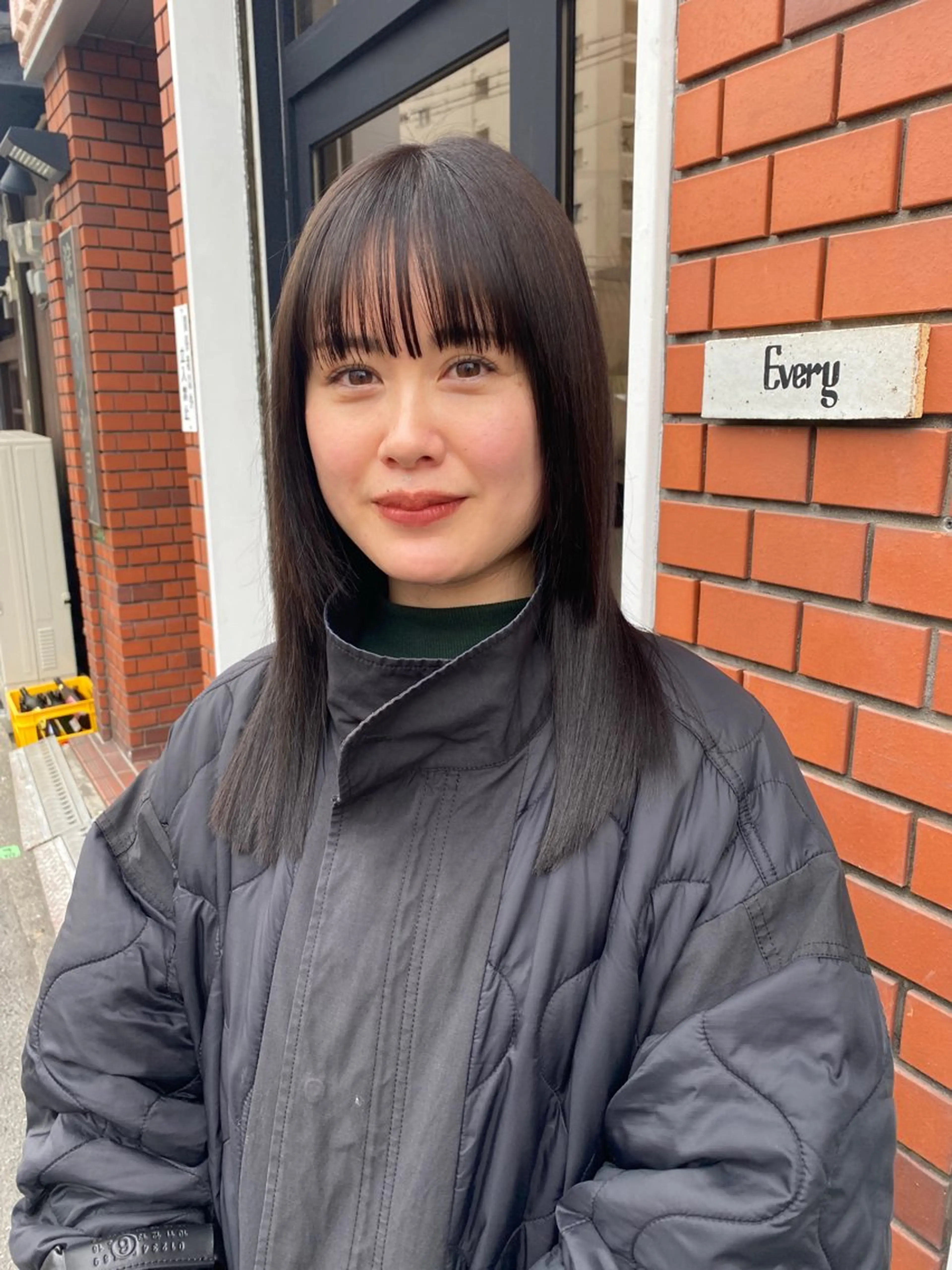 ミディアム カット 縮毛矯正 みやけ ひなのヘアスタイル