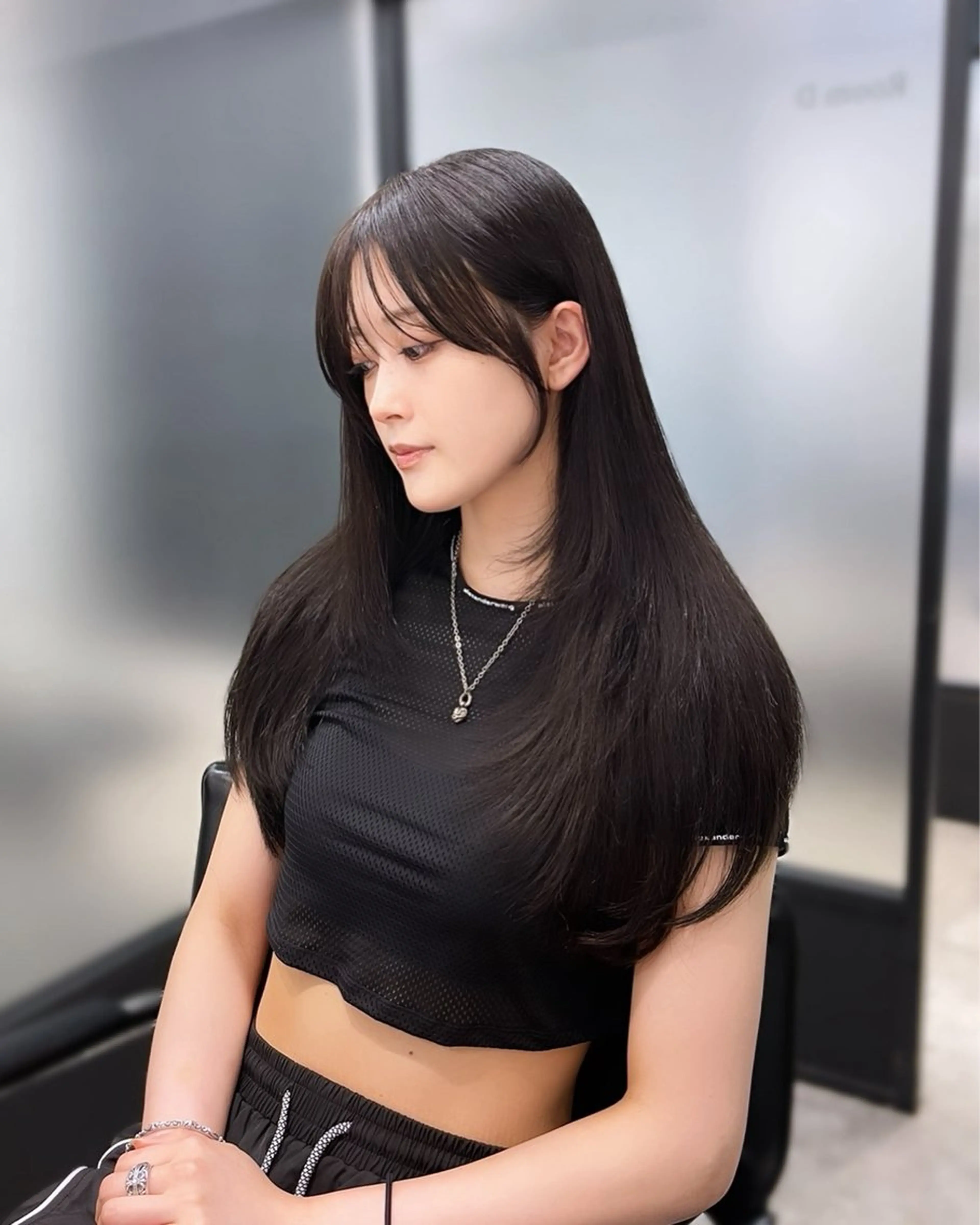 セミロング 韓国風ヘア レイヤーカット カット トリートメント 韓国レイヤーカット 髪質改善▫️水野有真のヘアスタイル