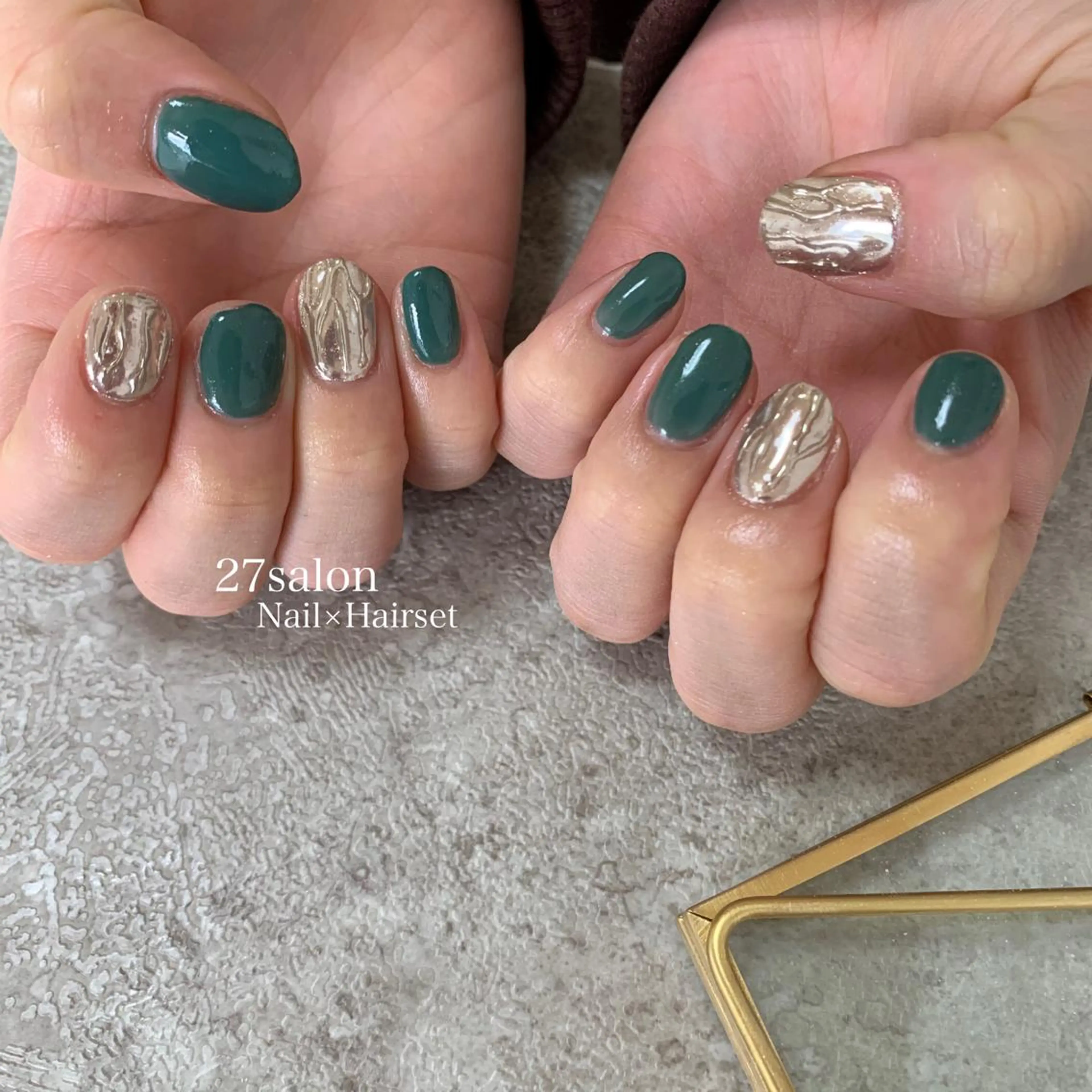 ネイル グリーン ミラーネイル 27salon yuinaのネイルデザイン