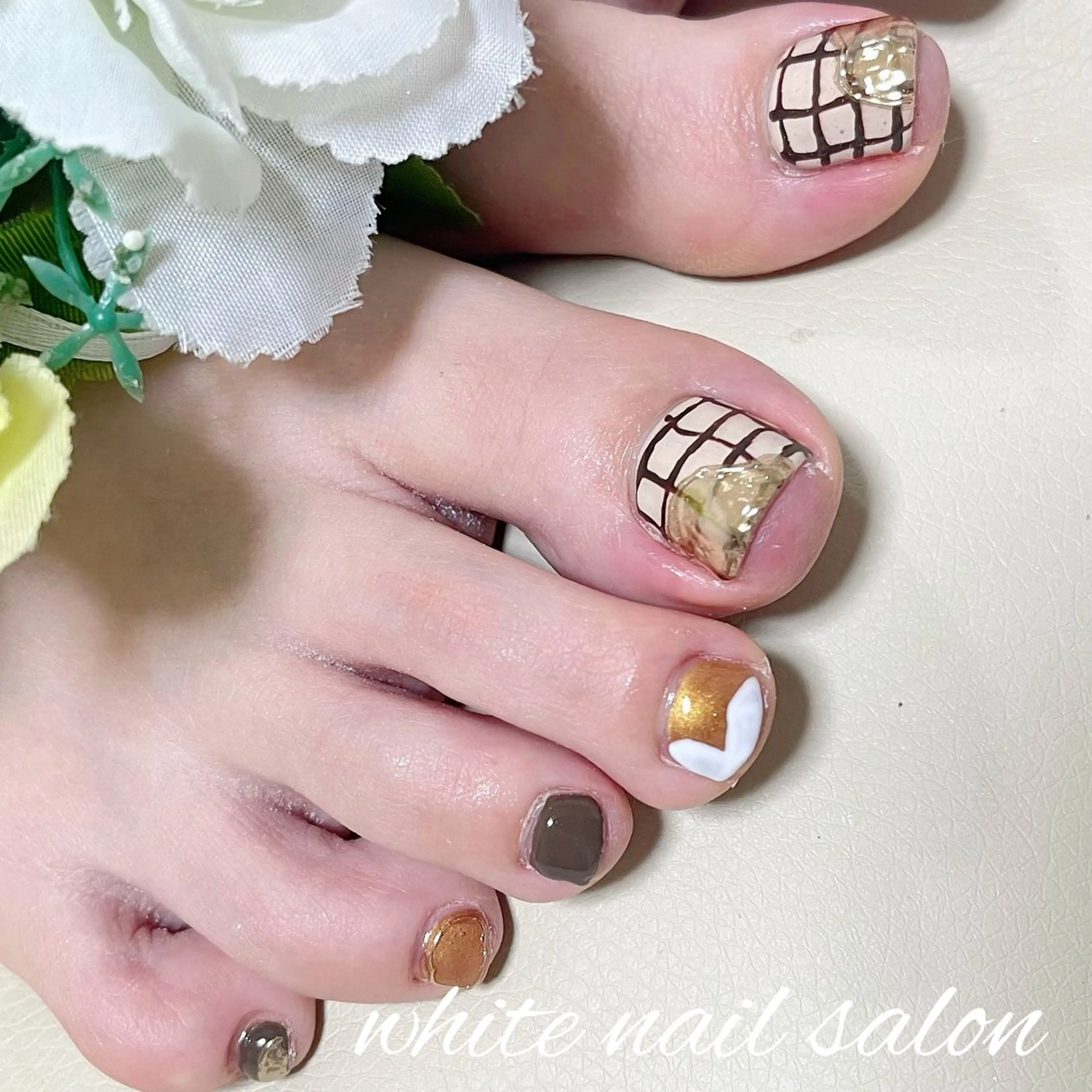 ネイル フットネイル white nail salonのネイルデザイン