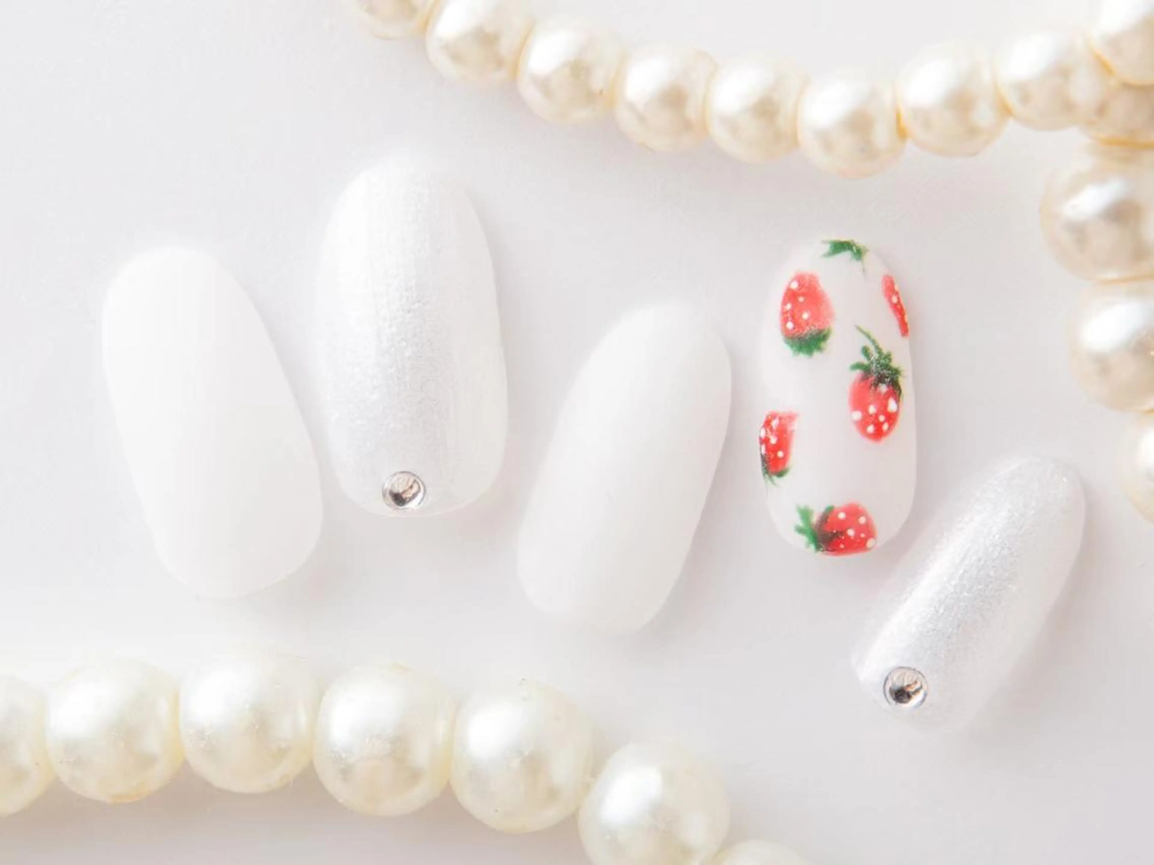 ネイル Tiary Nail Fのネイルデザイン