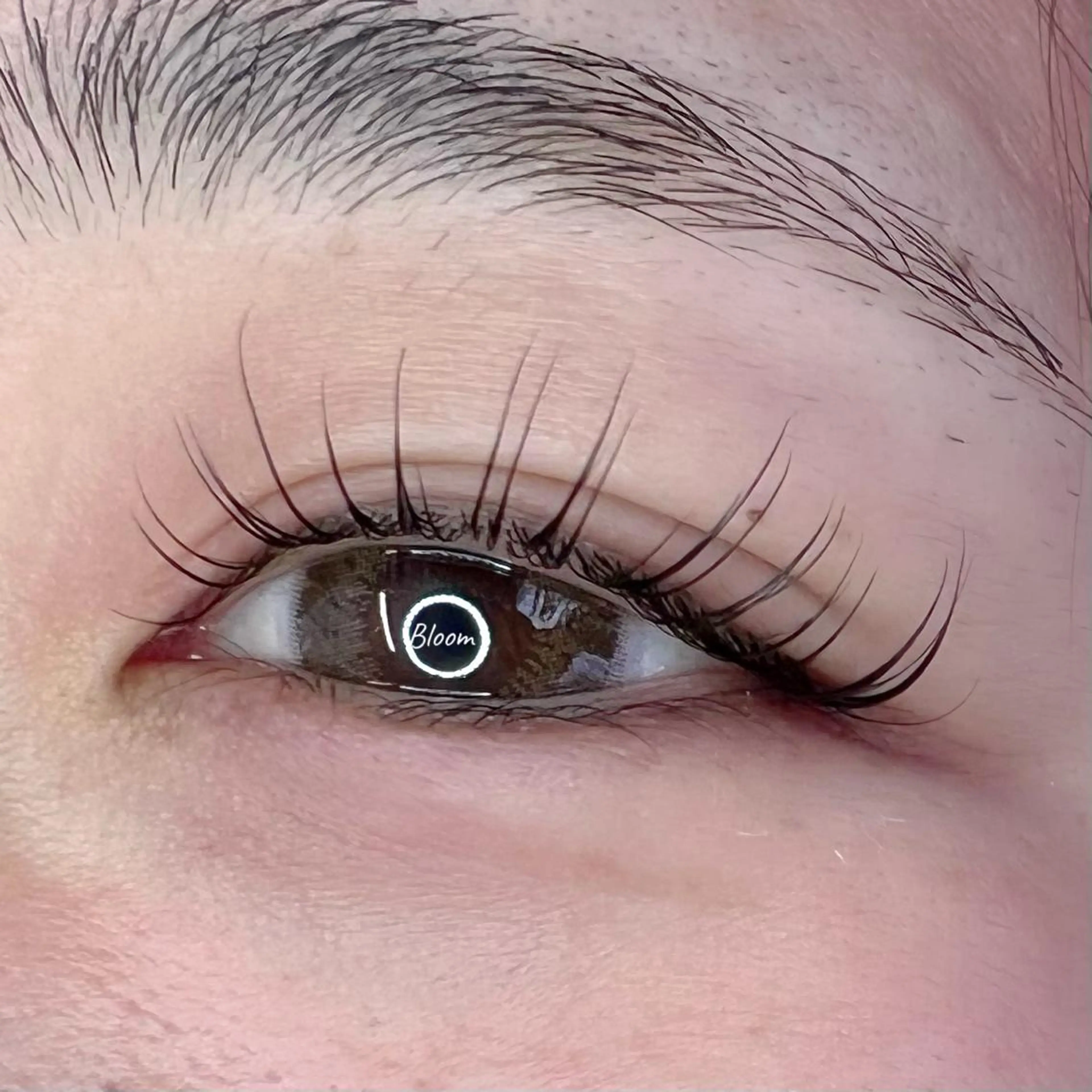 マツエク・マツパ Rukka Eye&Beautysalon所属・江原 智美のエステ・リラクイメージ