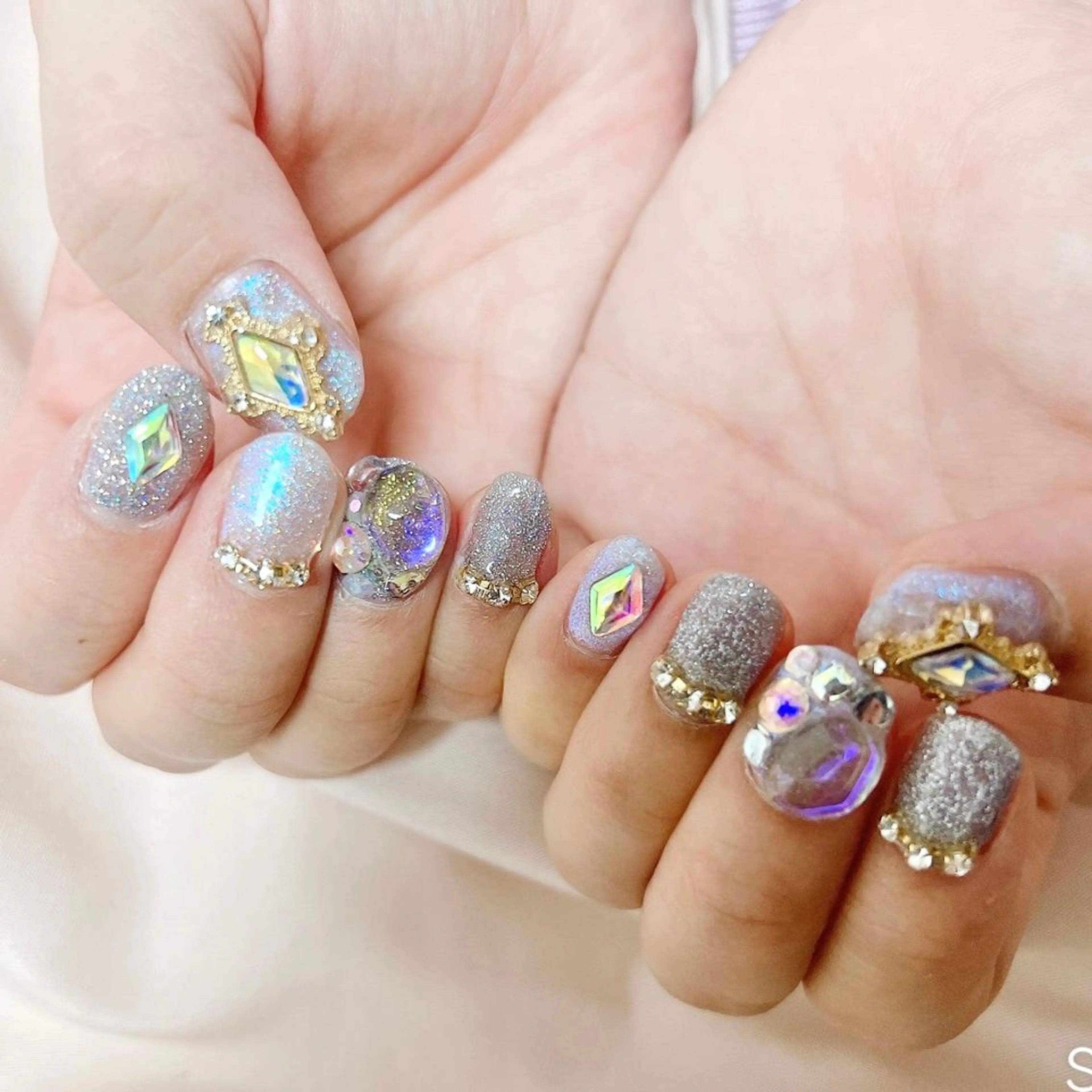 ネイル ブルー 韓国ネイル ラメ(グリッター) シルバー ハンドネイル 韓国ネイルサロン Miuのネイルデザイン