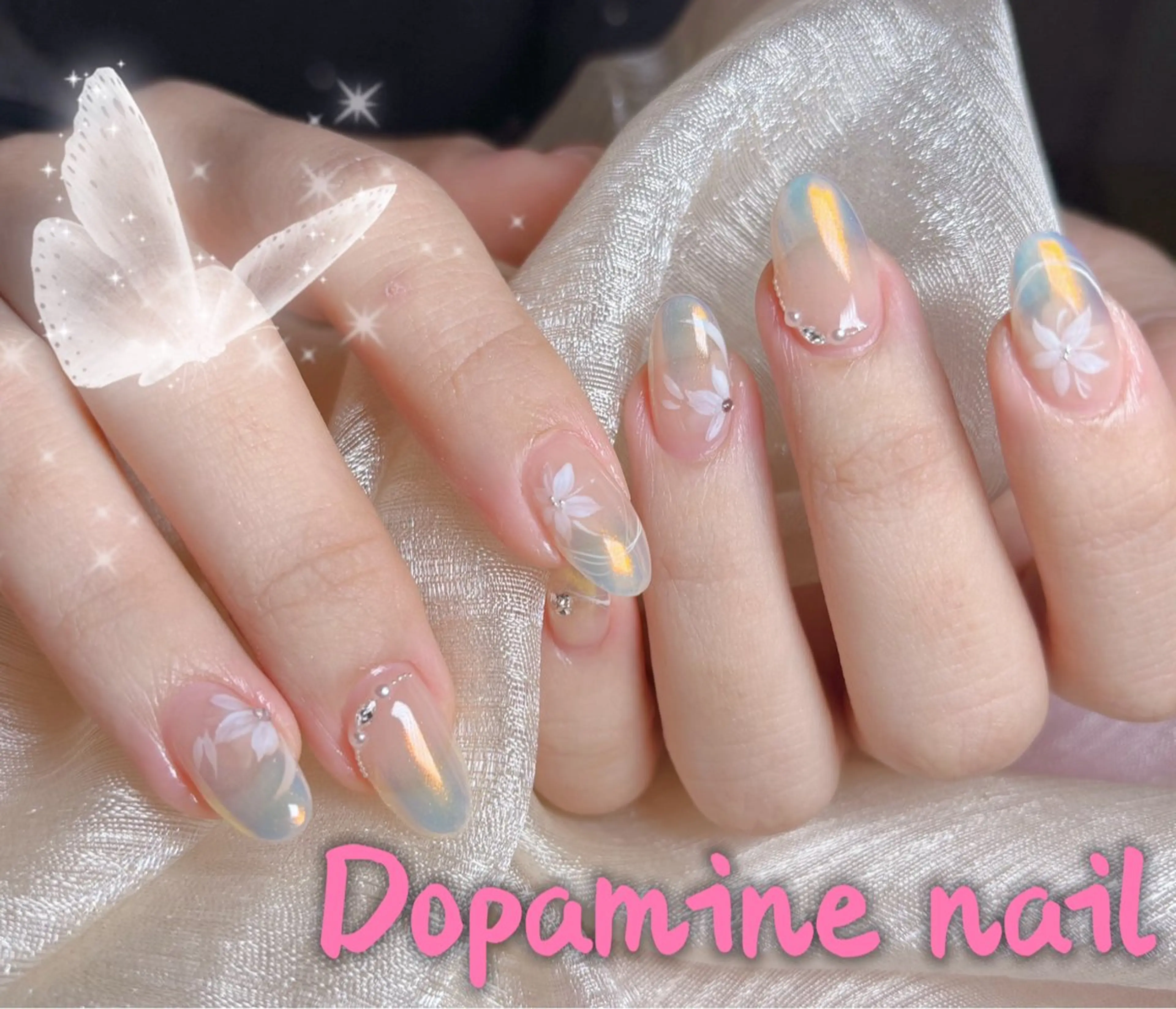 ネイル Ruru Dopamineのネイルデザイン