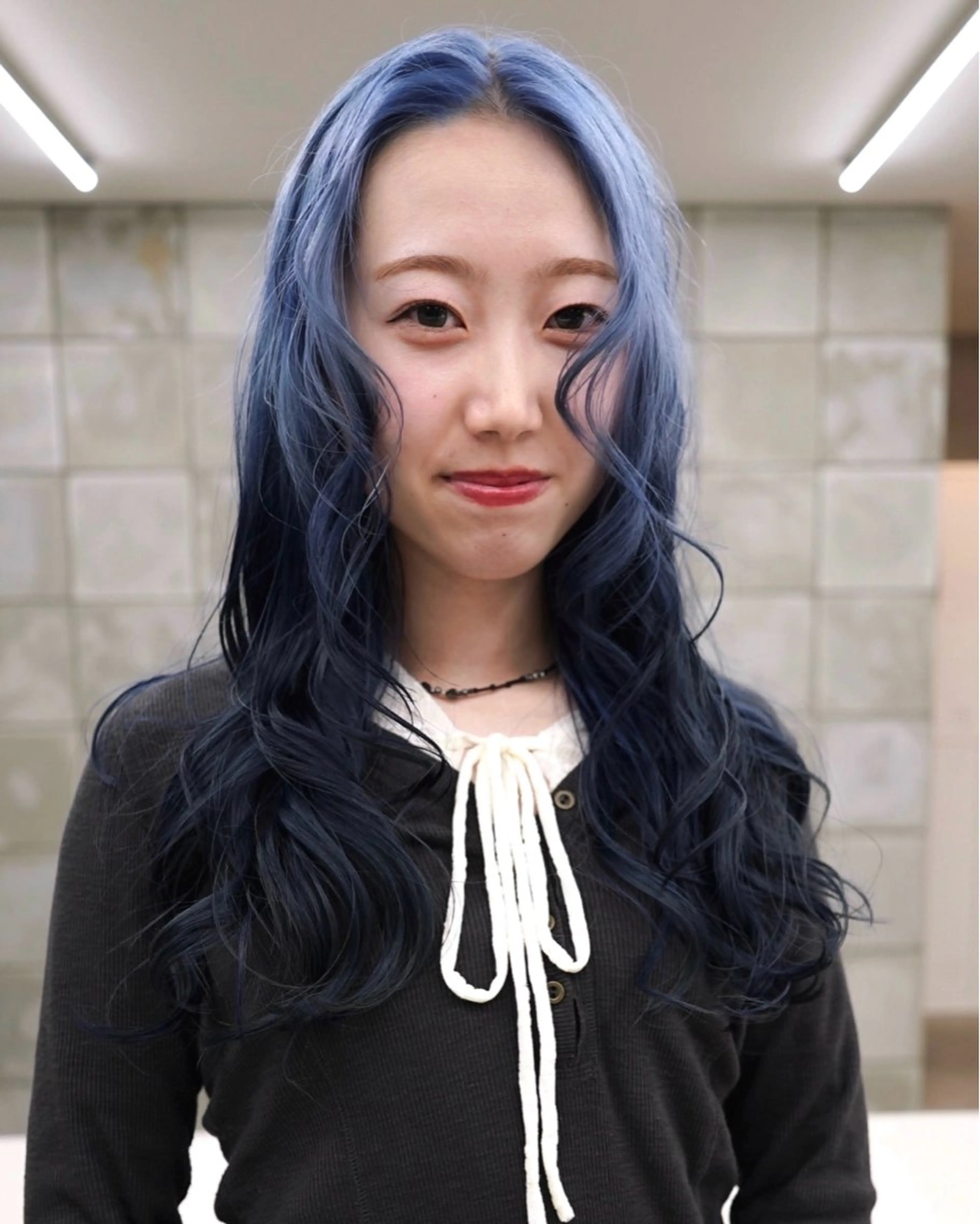 ロング カラー ブルーカラー グラデーションカラー カット ヘアカラー トリートメント デザイン/レイヤー Kaito🐩/栄のヘアスタイル