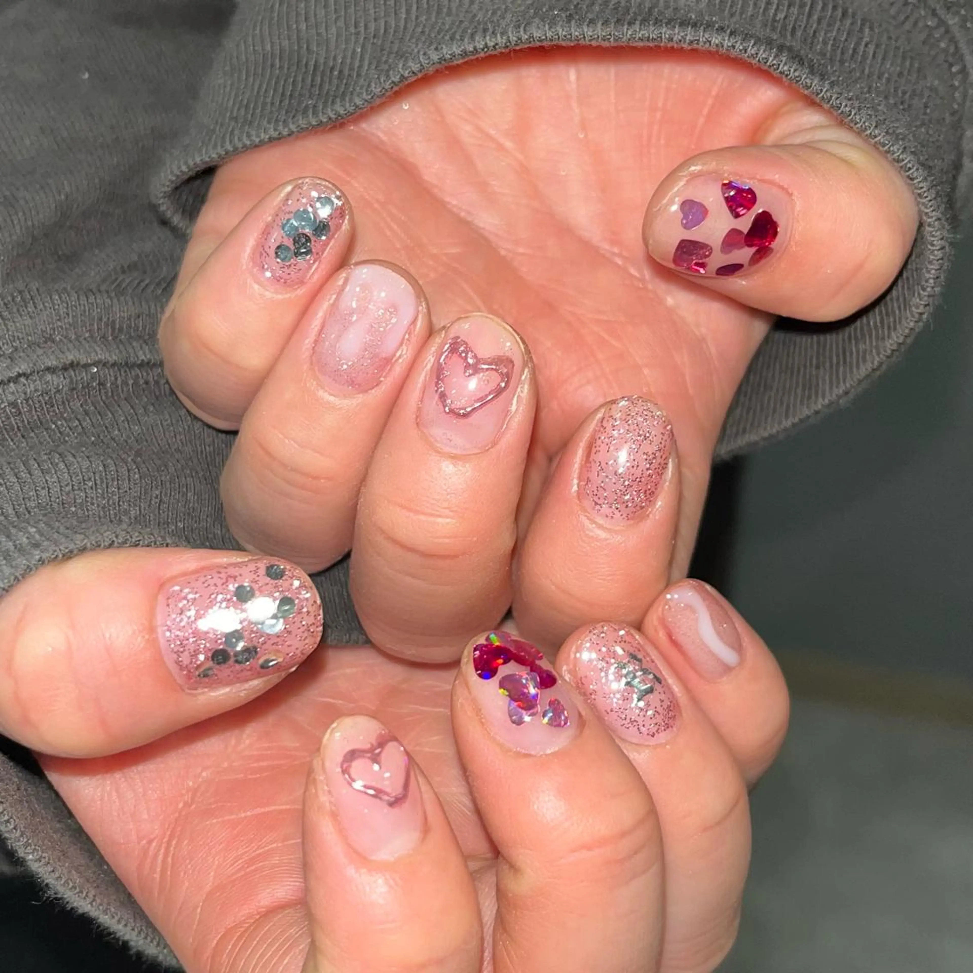 ネイル 🪐富島彩夏 /海外nail🪐のネイルデザイン