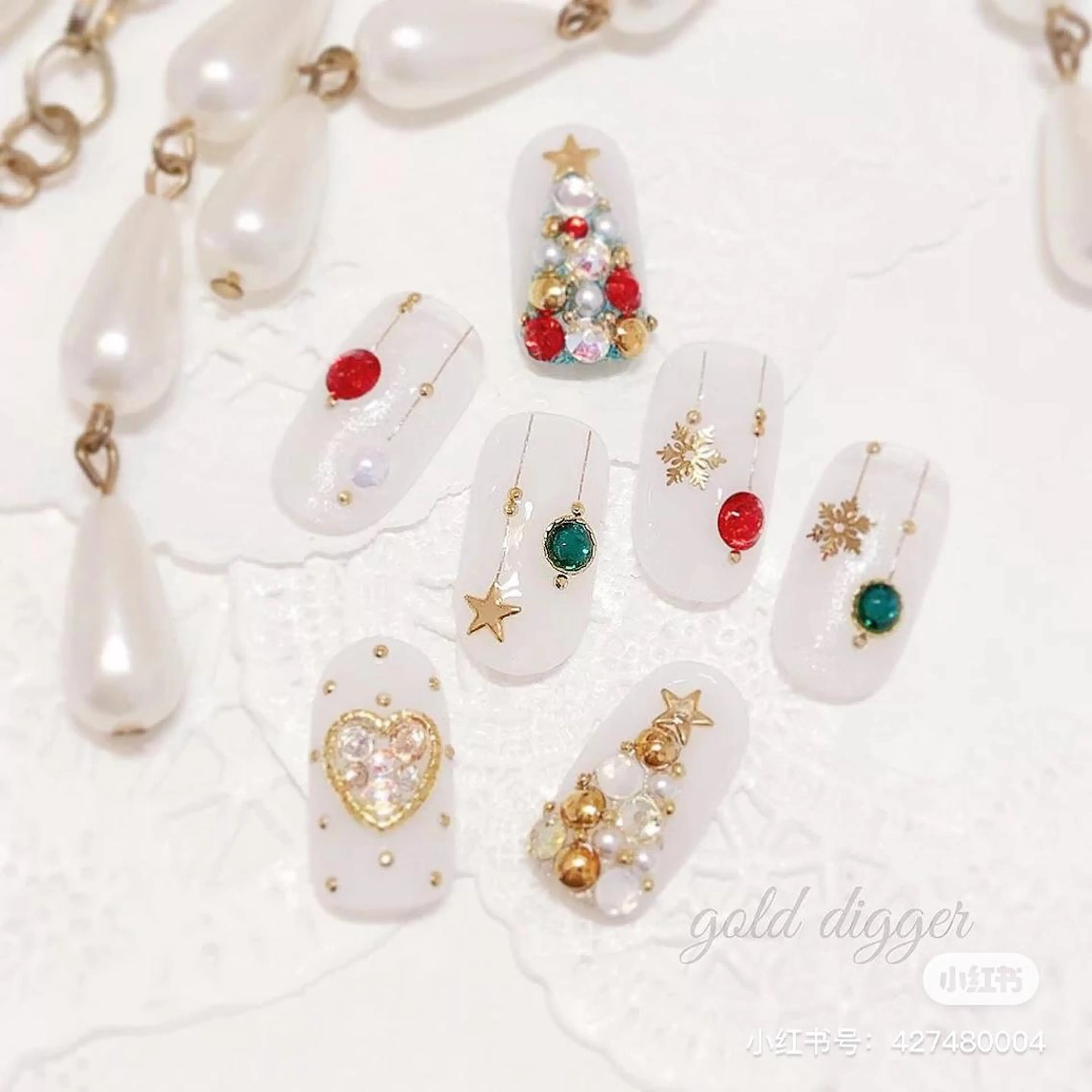 ネイル 冬ネイル クリスマス ハンドネイル Lien  _リエン リエンのネイルデザイン