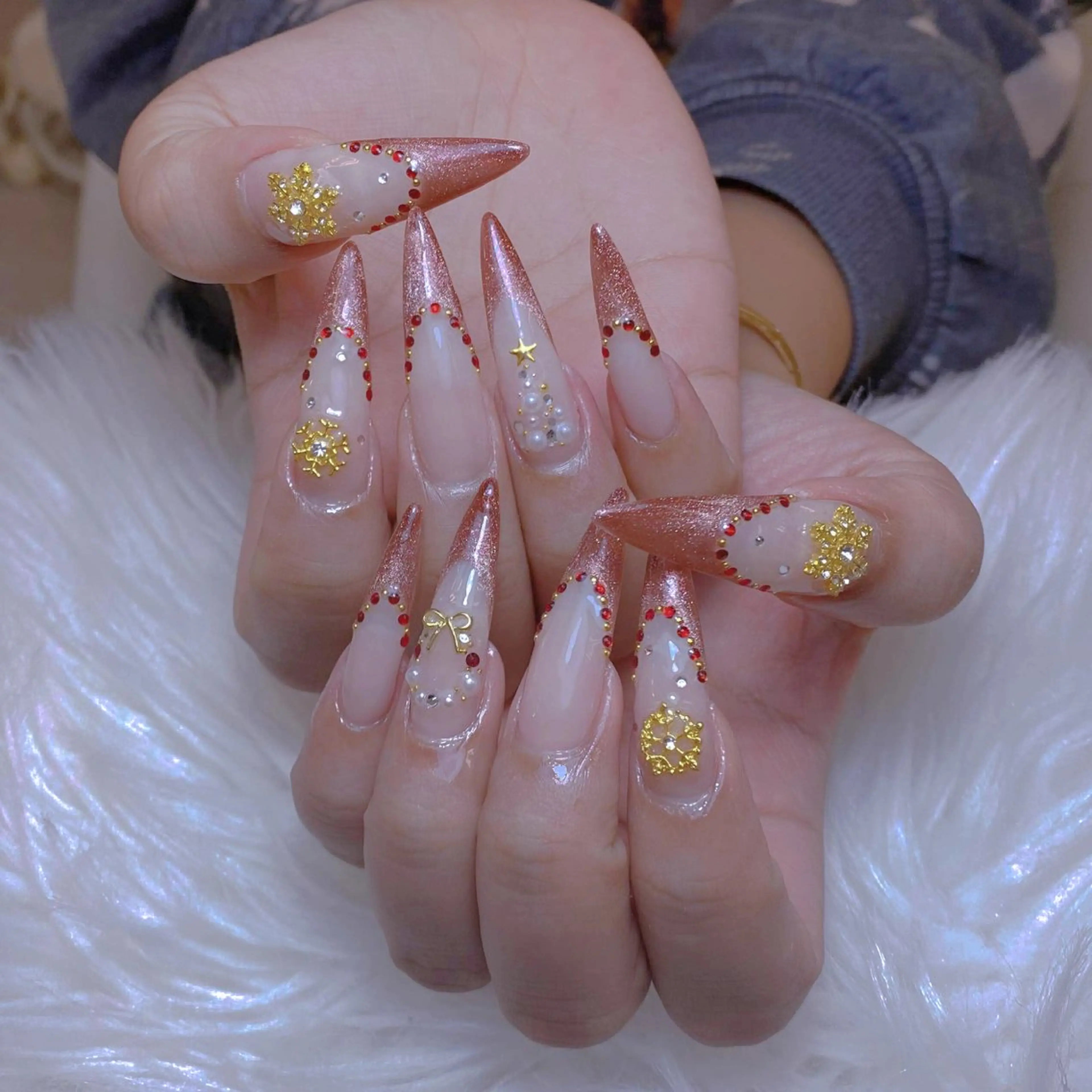 ネイル ゴテゴテ ネイルのネイルデザイン