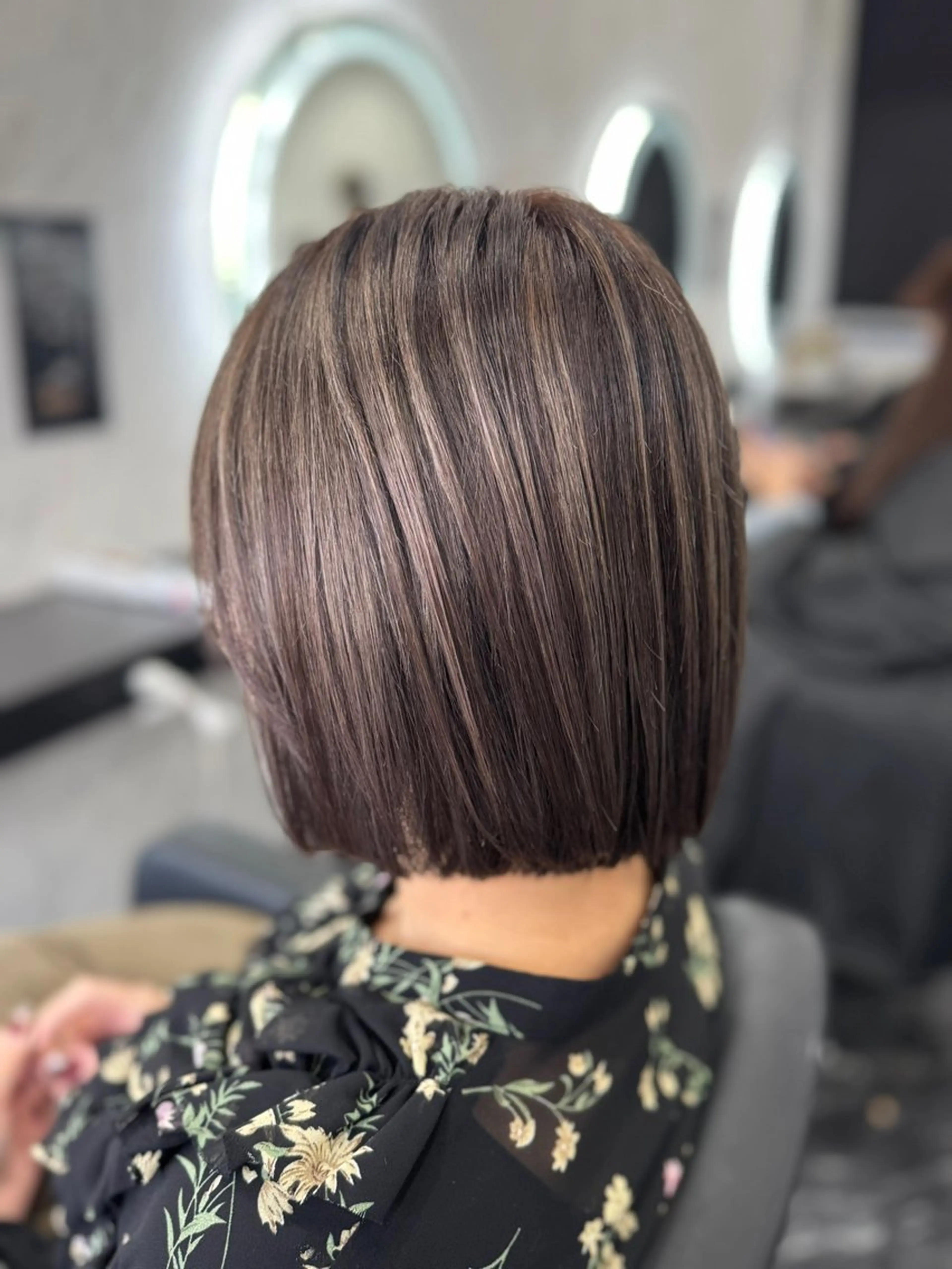 ショート ヘアカラー LOHAS Kanaのヘアスタイル