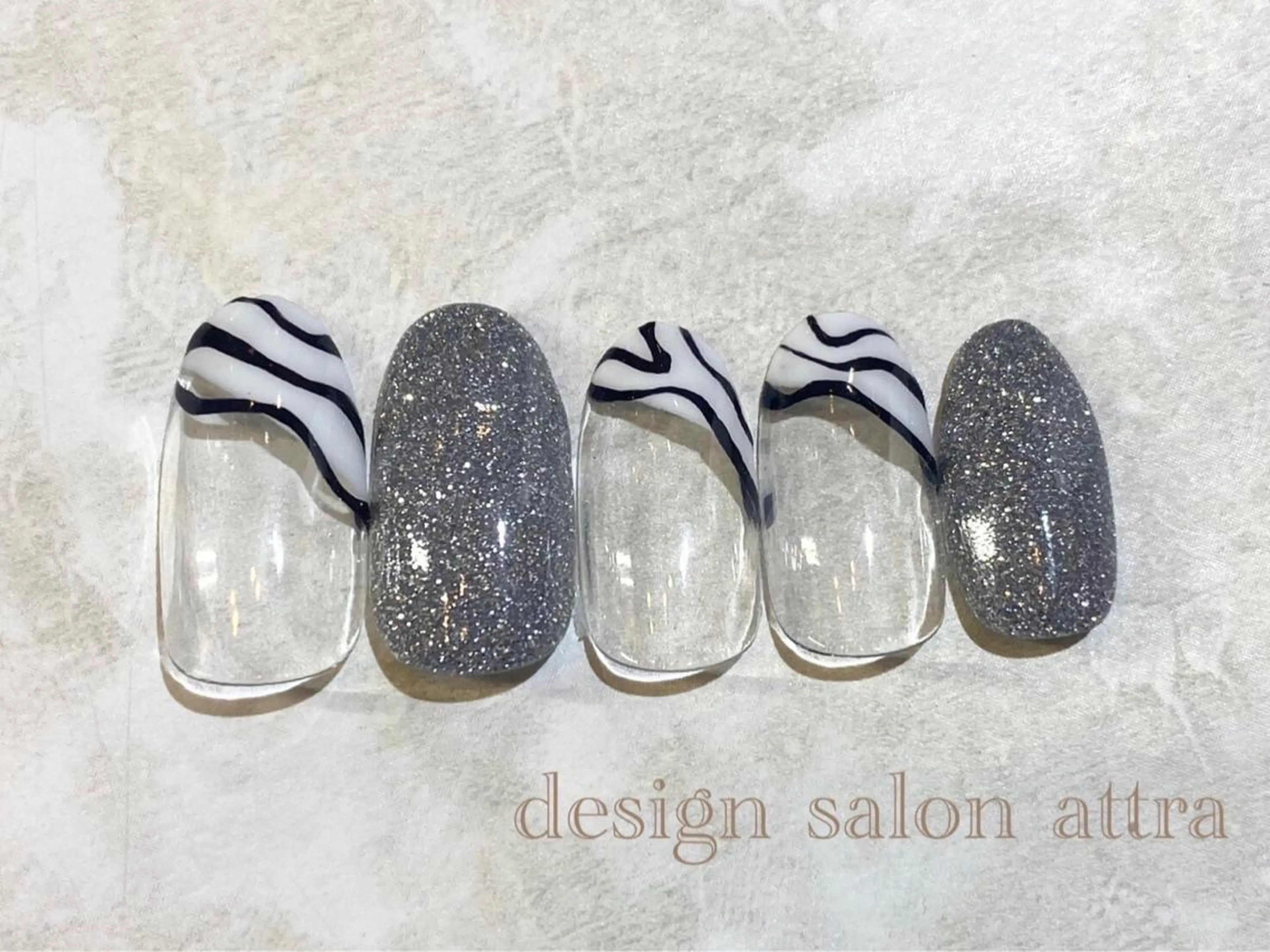 ネイル ハンドネイル デザインサロン attra 本八幡店のネイルデザイン