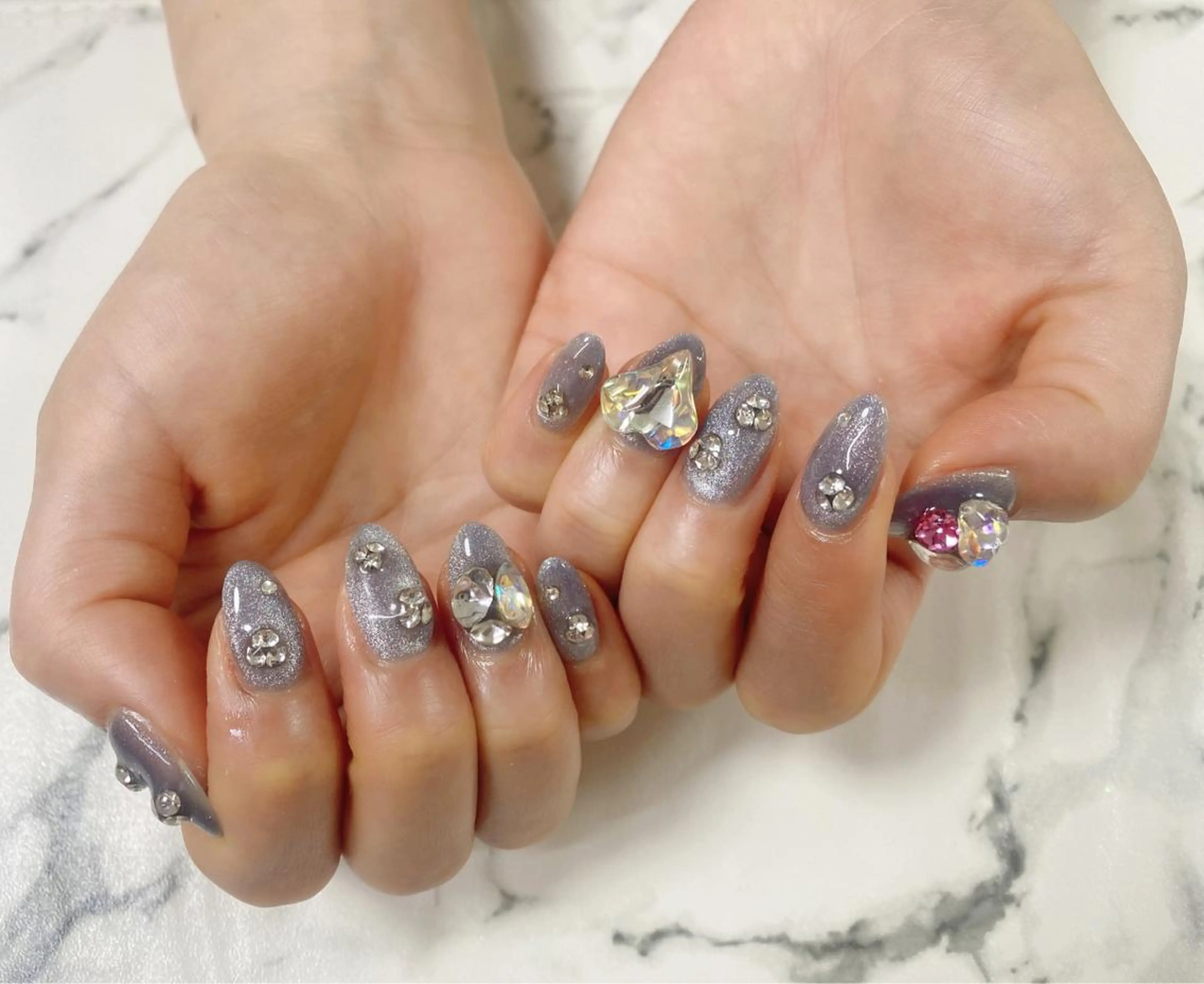 ロング カラー ネイル マグネットネイル Q Free nailsのネイルデザイン