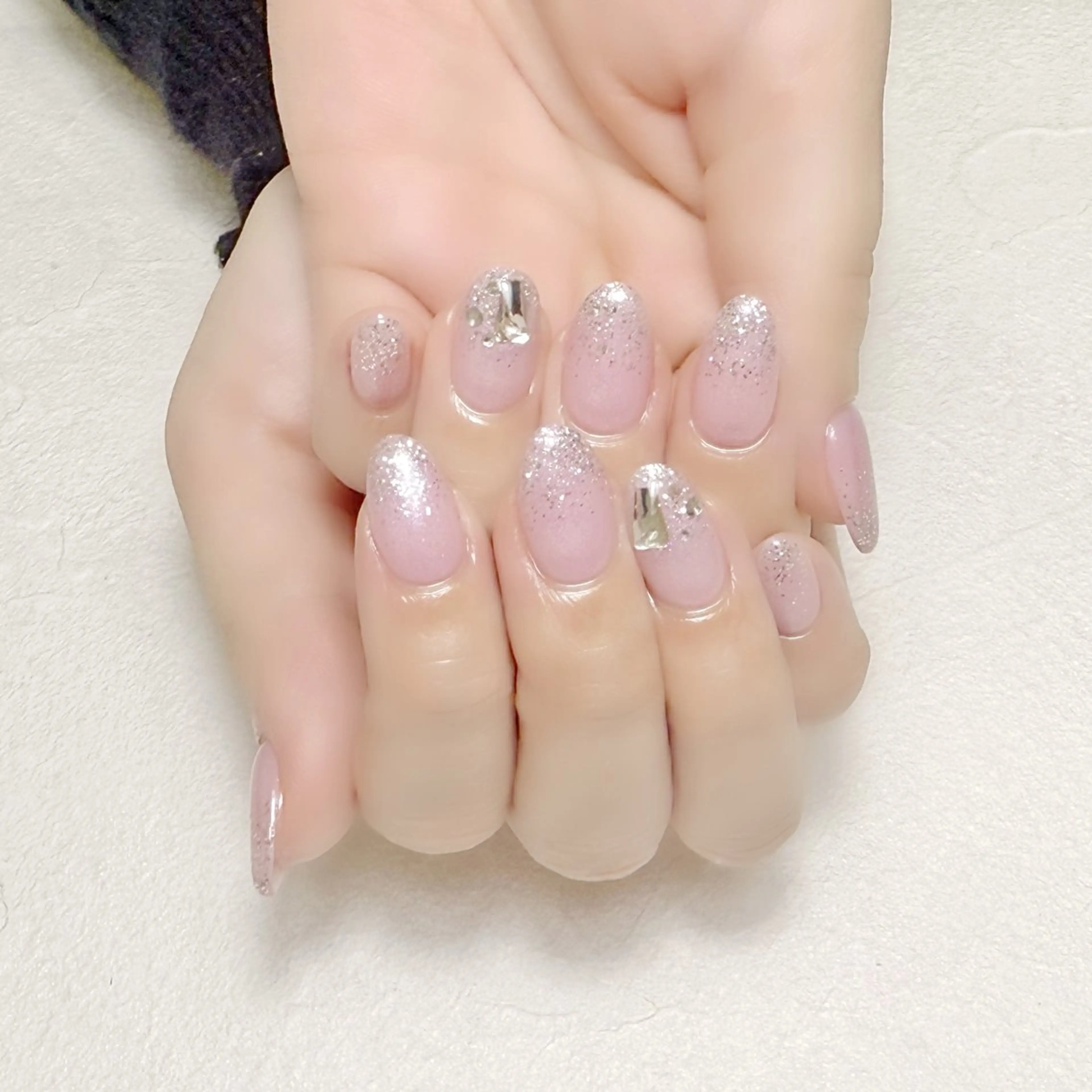 ネイル アートネイル ラメ(グリッター) オフィスネイル 冬ネイル rouse nail RISATOのネイルデザイン